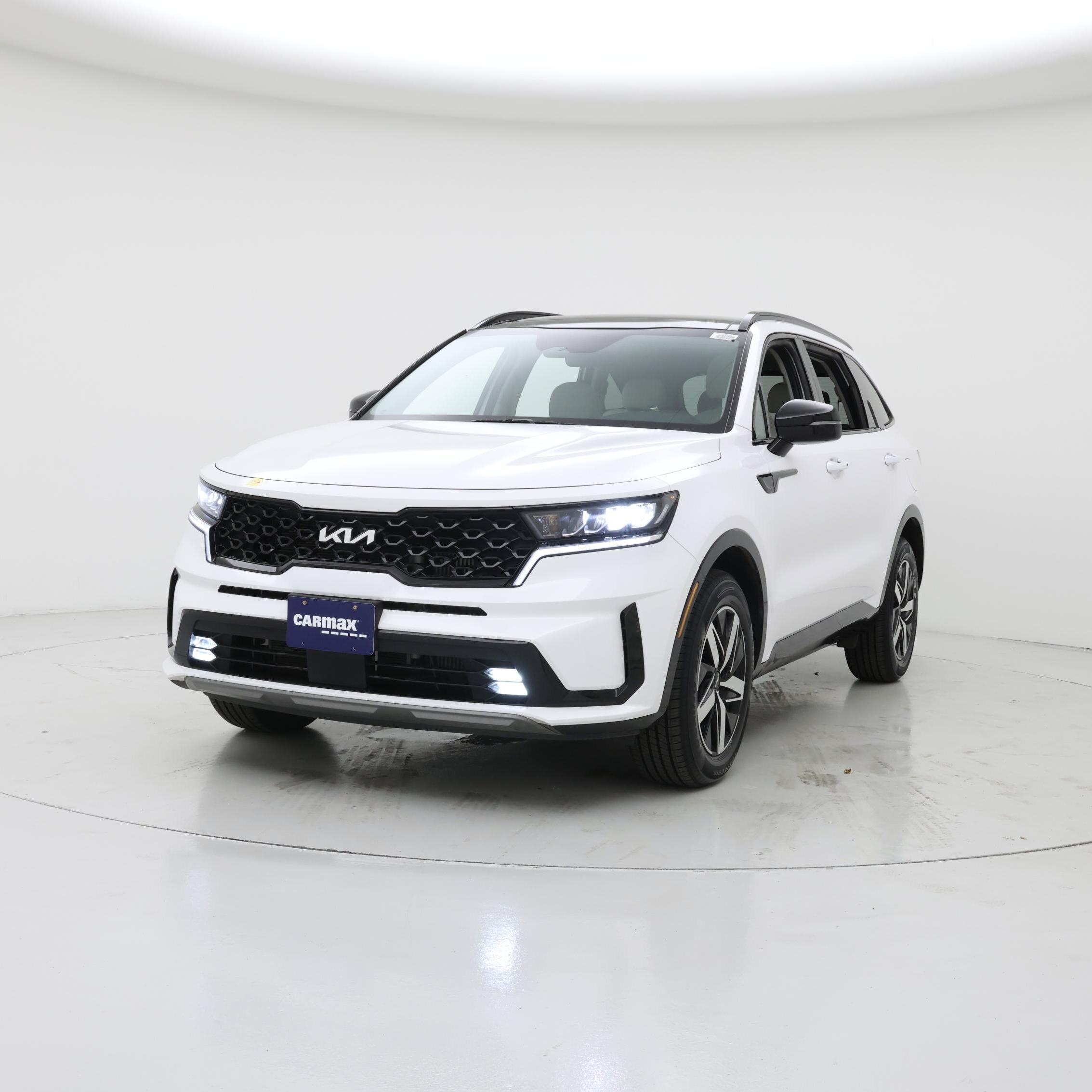 Thumbnail: 2023 Kia Sorento - 4