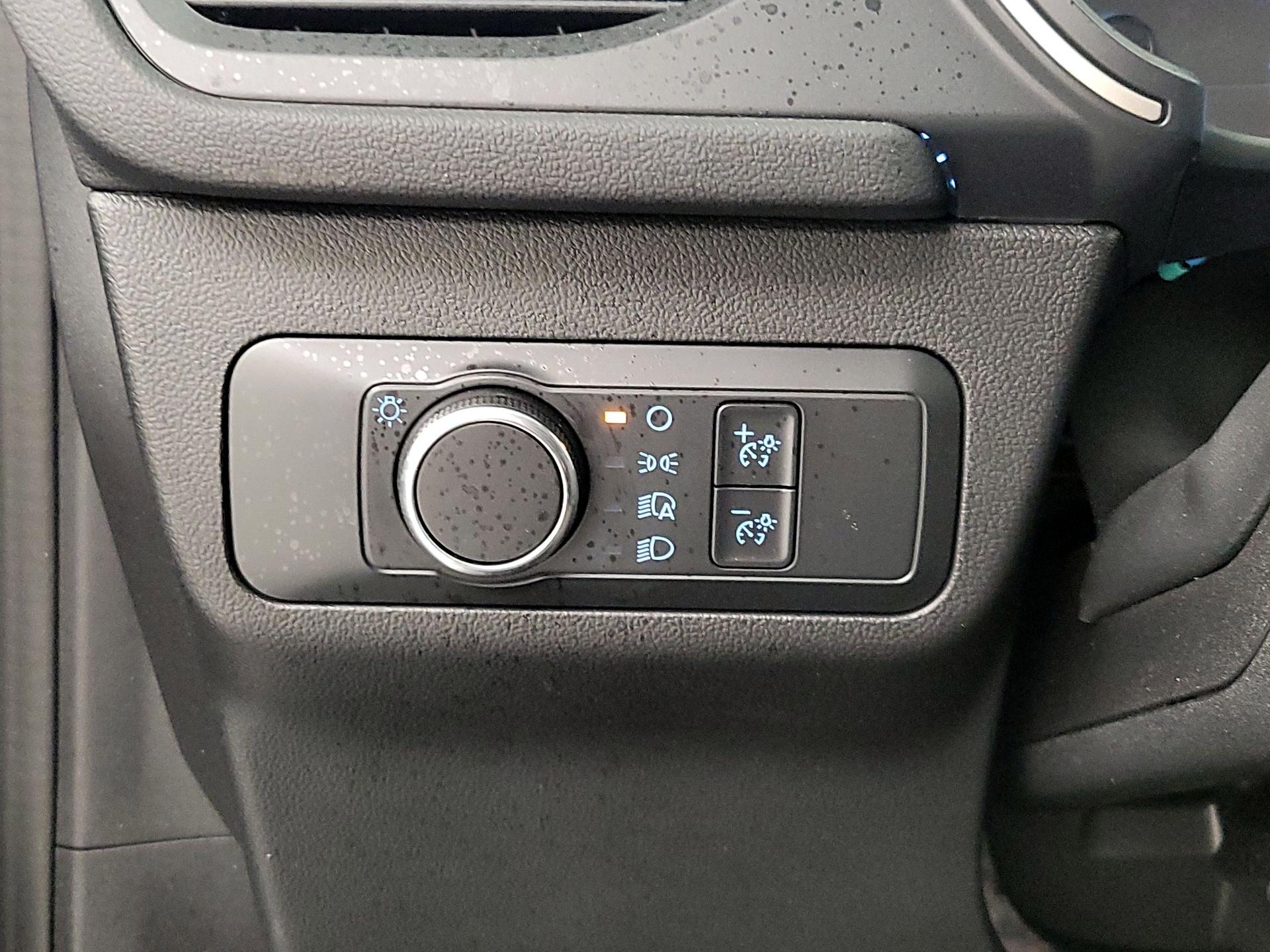 Thumbnail: 2022 Ford Escape - 13