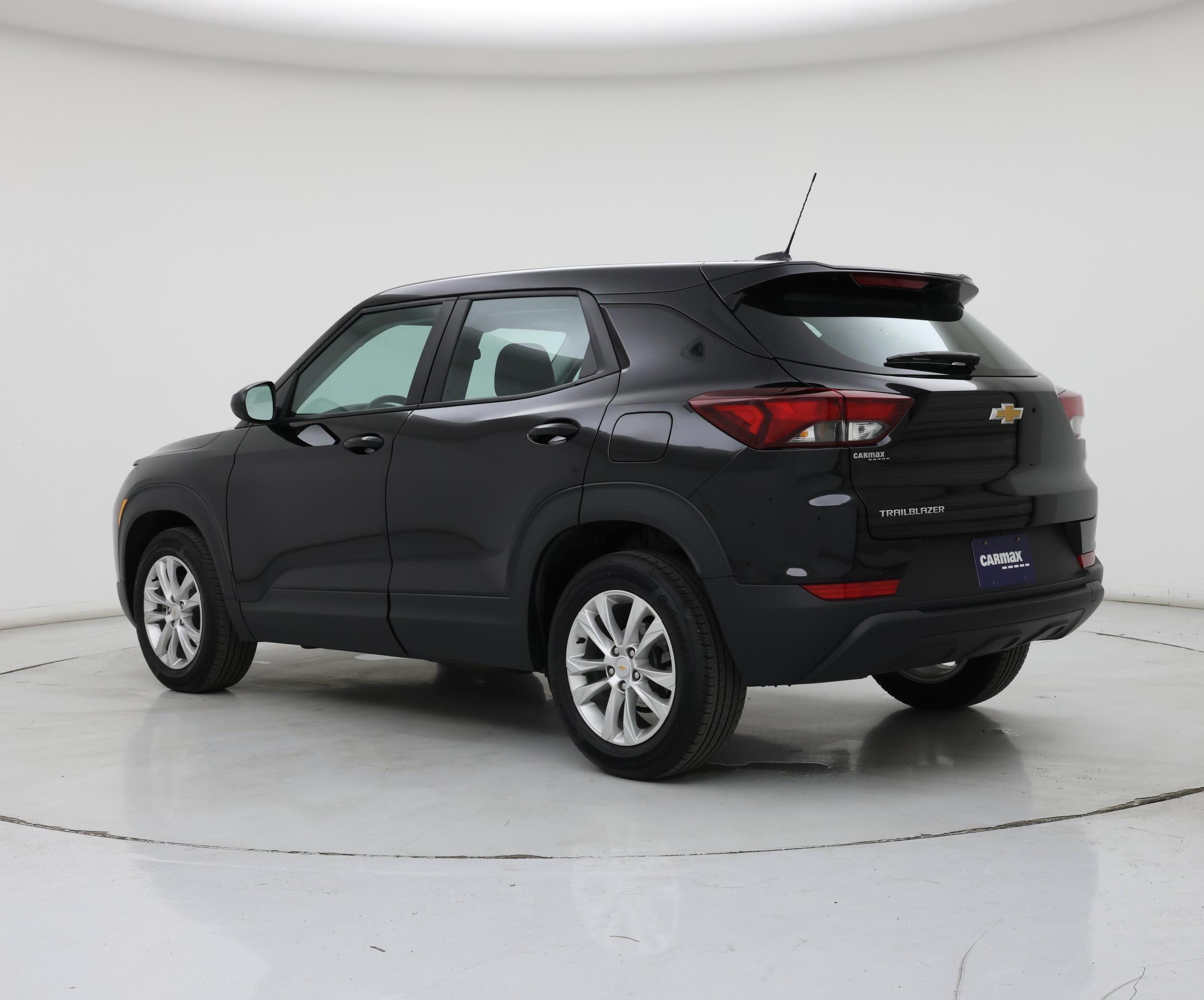 Thumbnail: 2023 Chevrolet TrailBlazer - 2