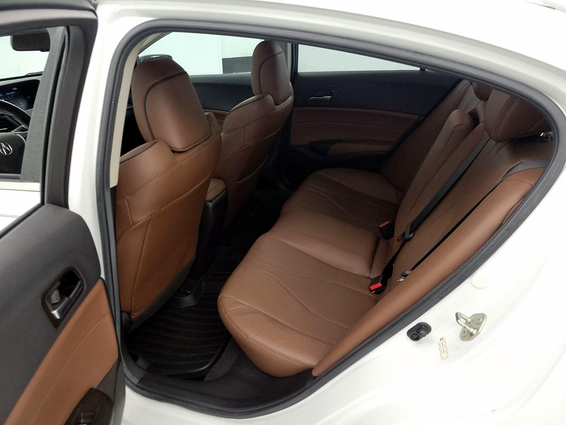 Thumbnail: 2019 Acura ILX - 20