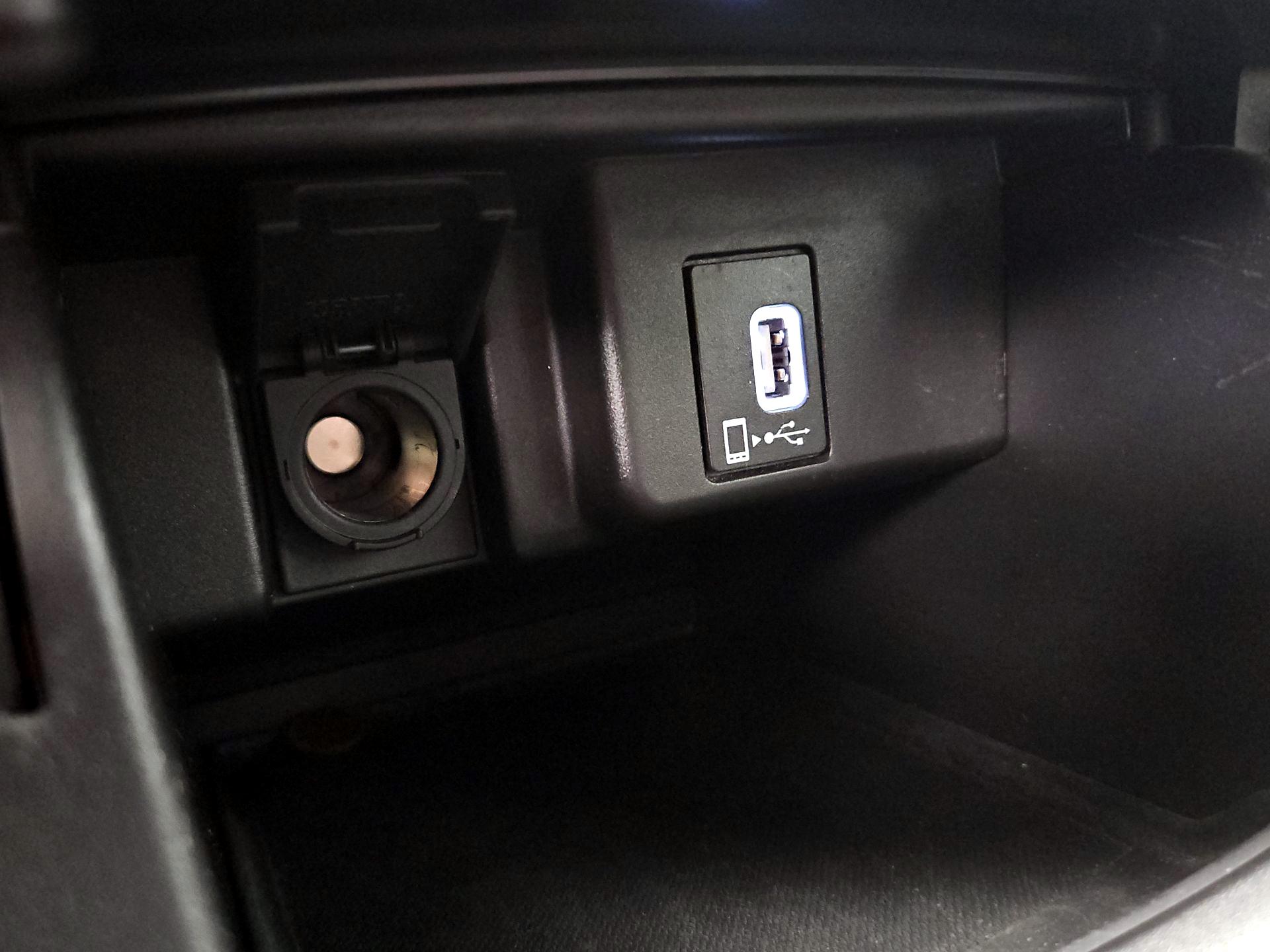 Thumbnail: 2018 Honda Accord - 18