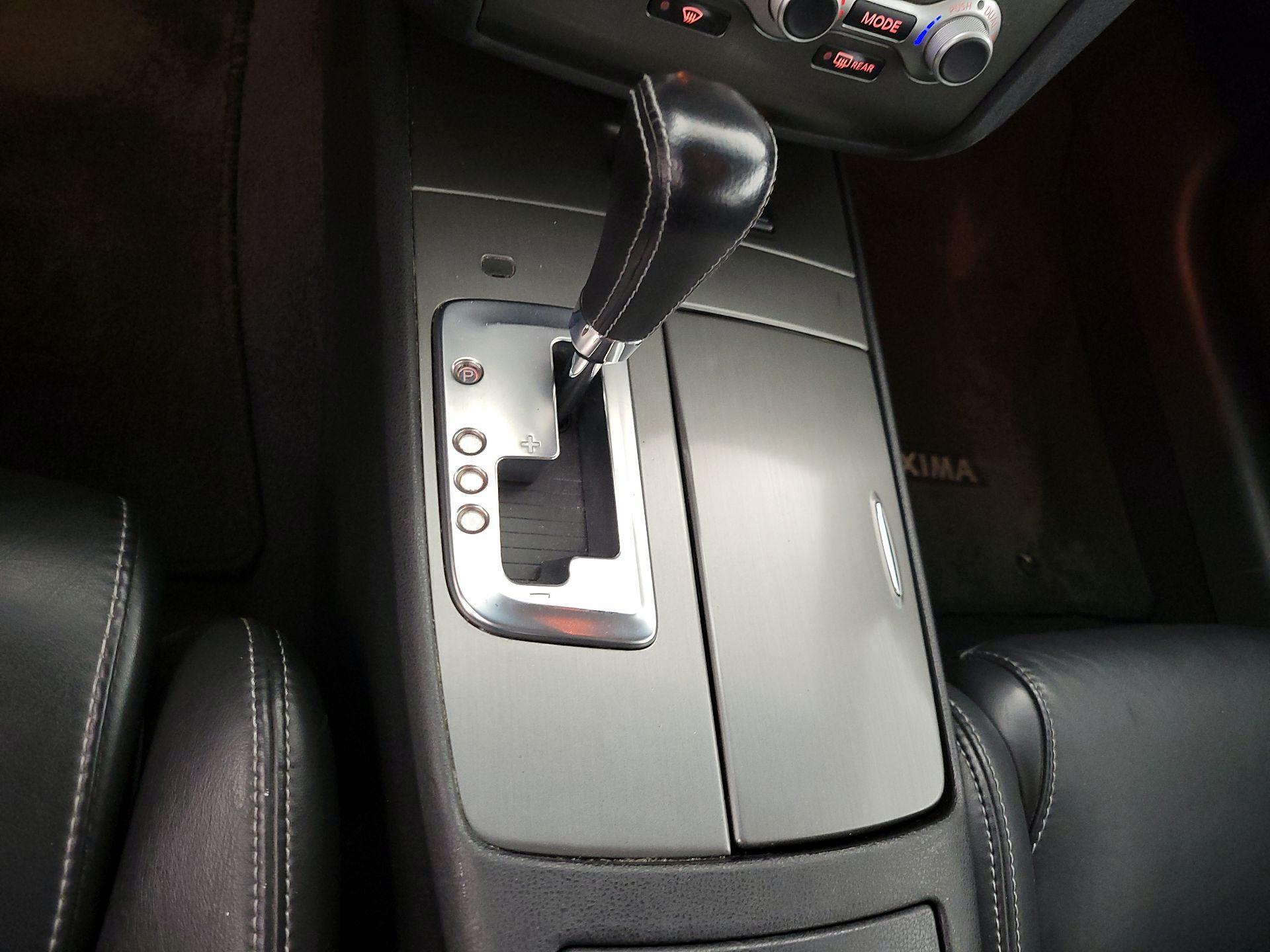 Thumbnail: 2014 Nissan Maxima - 17