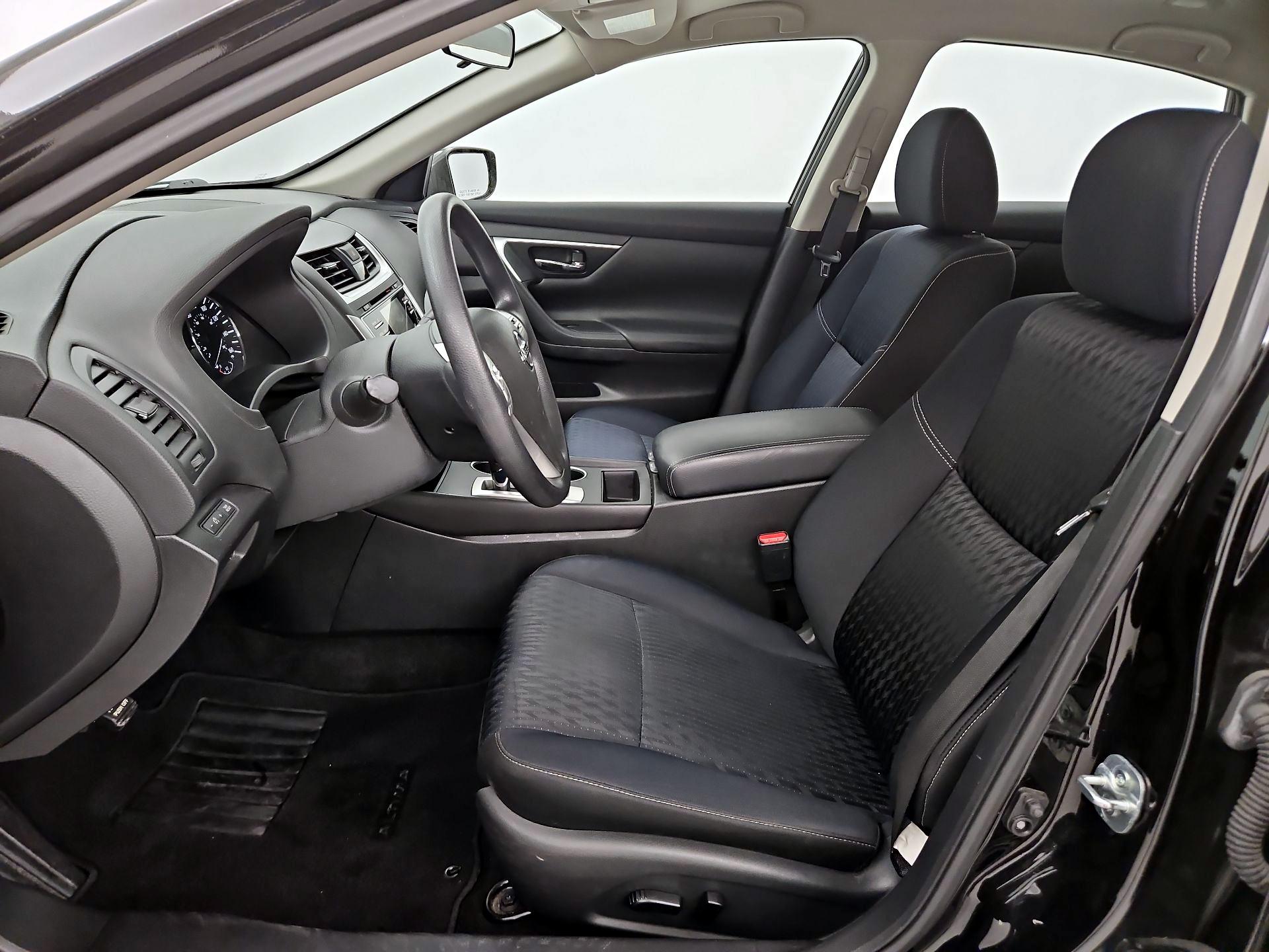 Thumbnail: 2018 Nissan Altima - 11