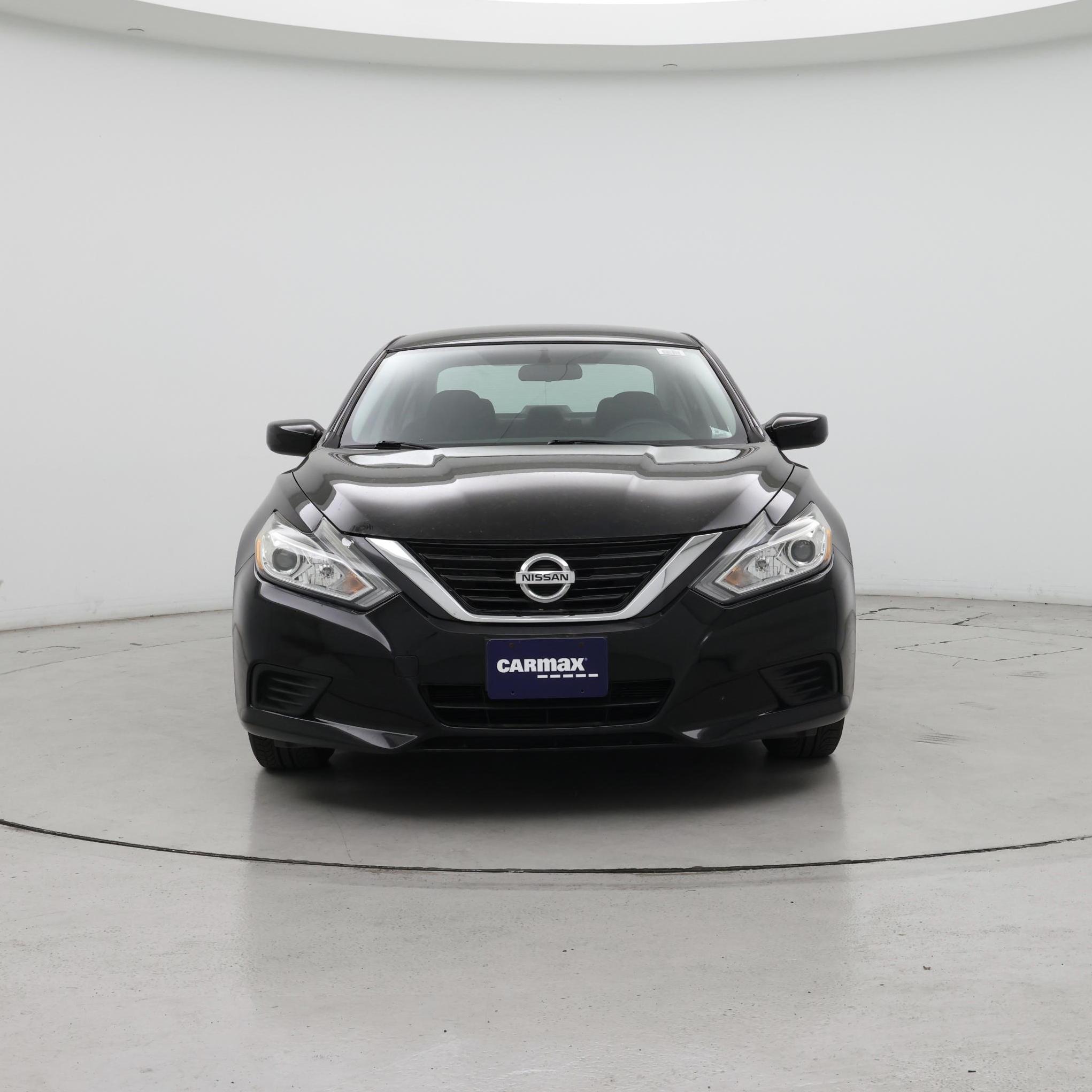 Thumbnail: 2018 Nissan Altima - 5