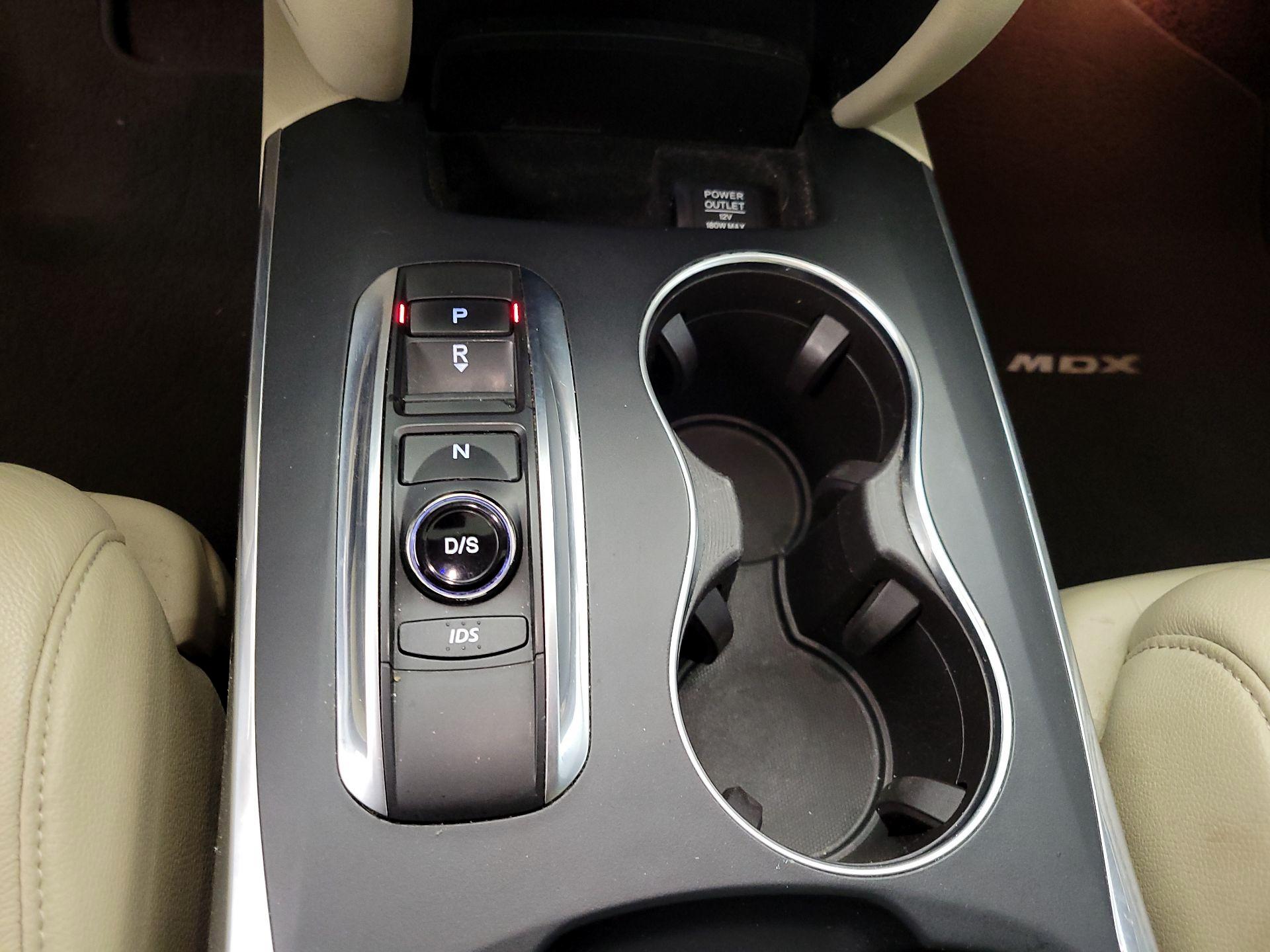 Thumbnail: 2016 Acura MDX - 17