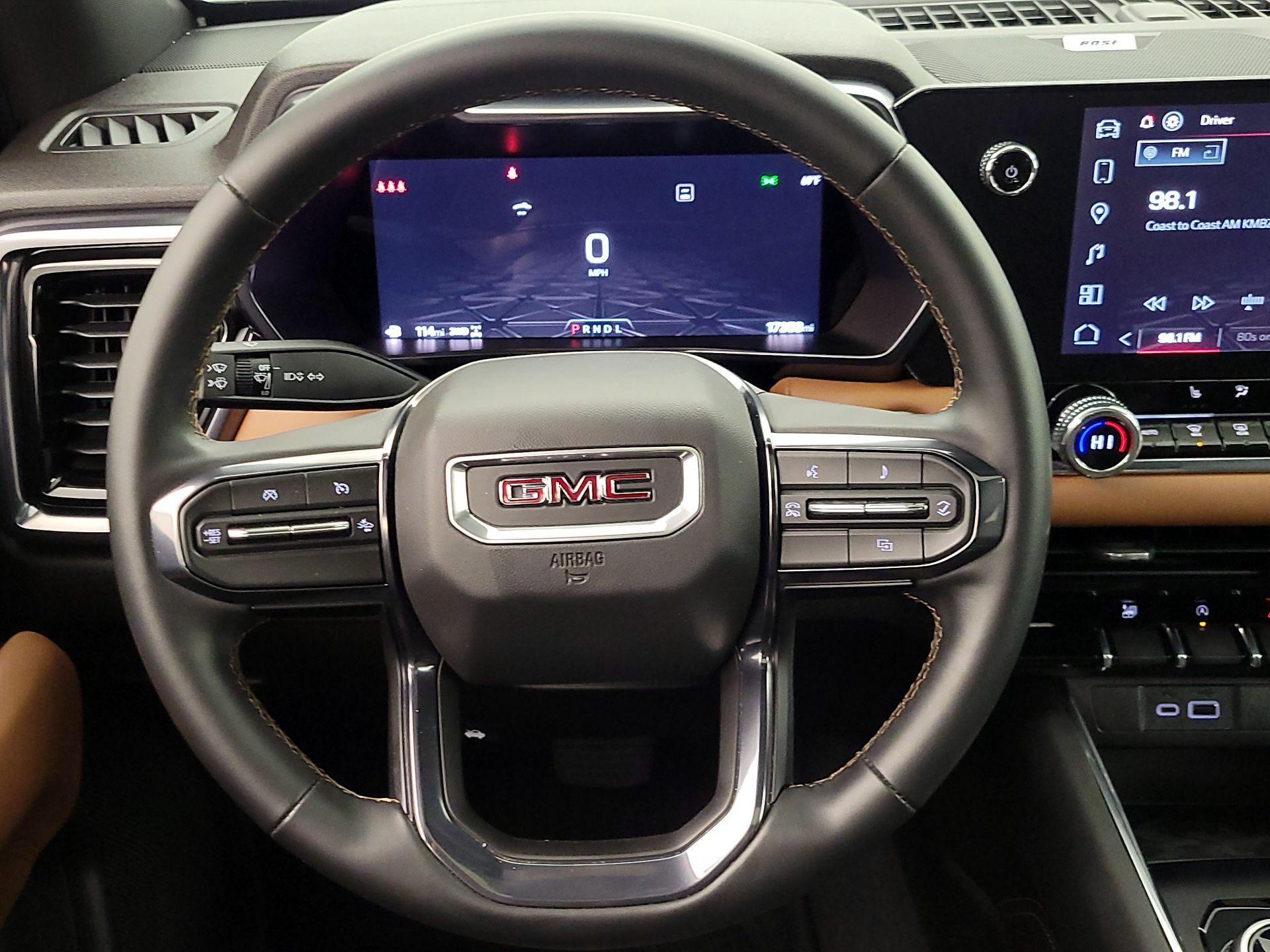 Thumbnail: 2024 GMC Canyon - 10