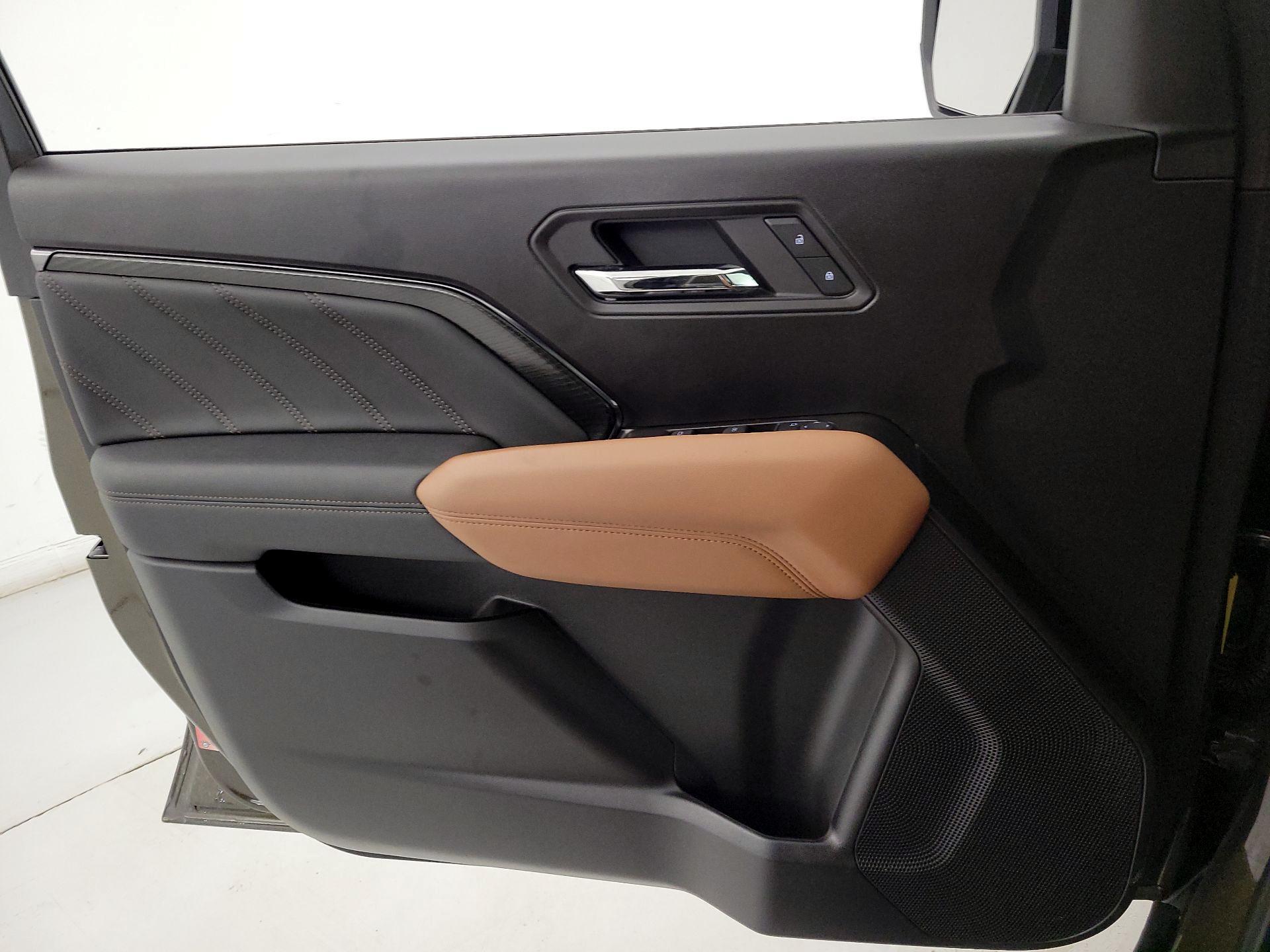 Thumbnail: 2024 GMC Canyon - 12