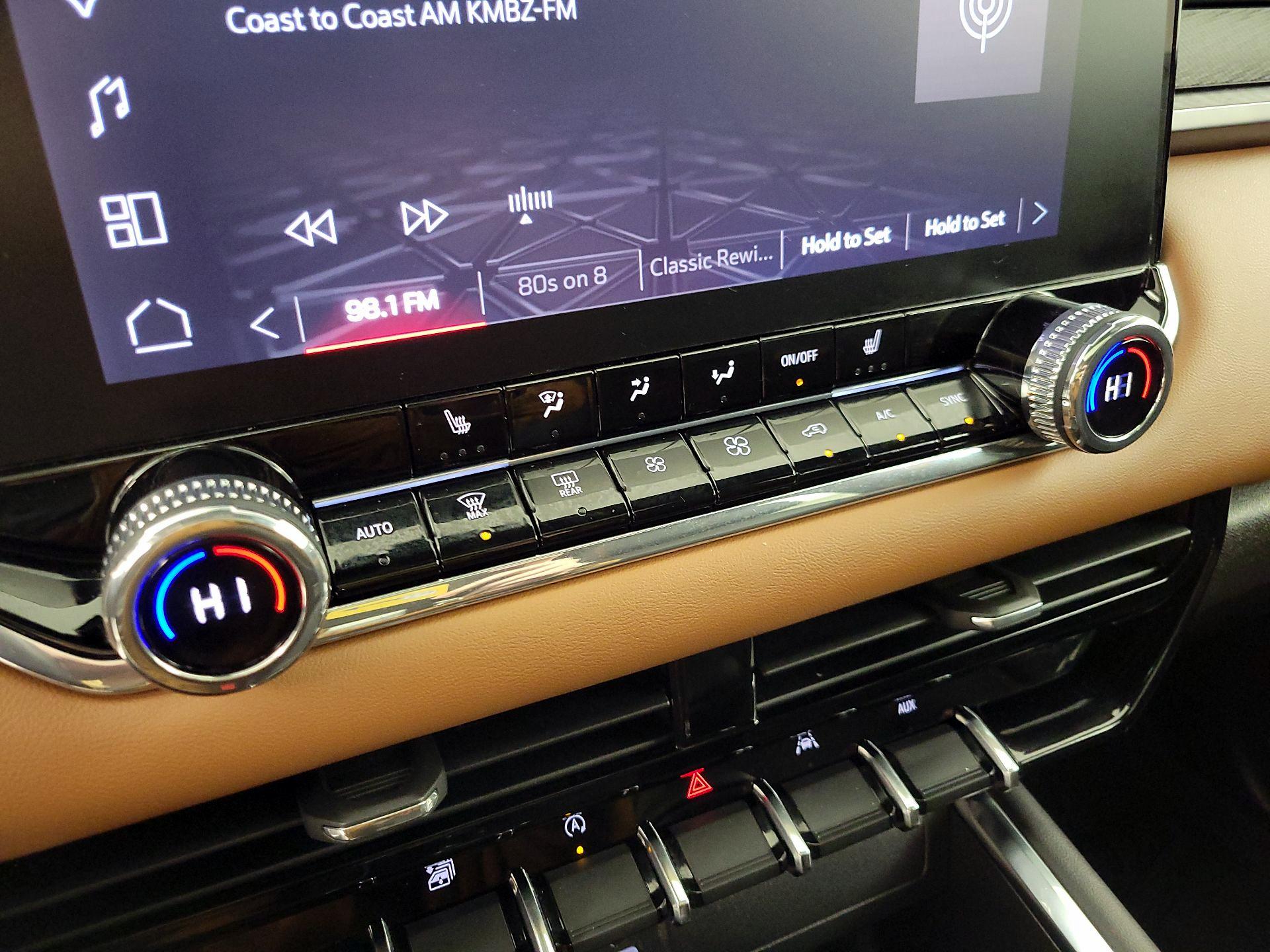 Thumbnail: 2024 GMC Canyon - 16