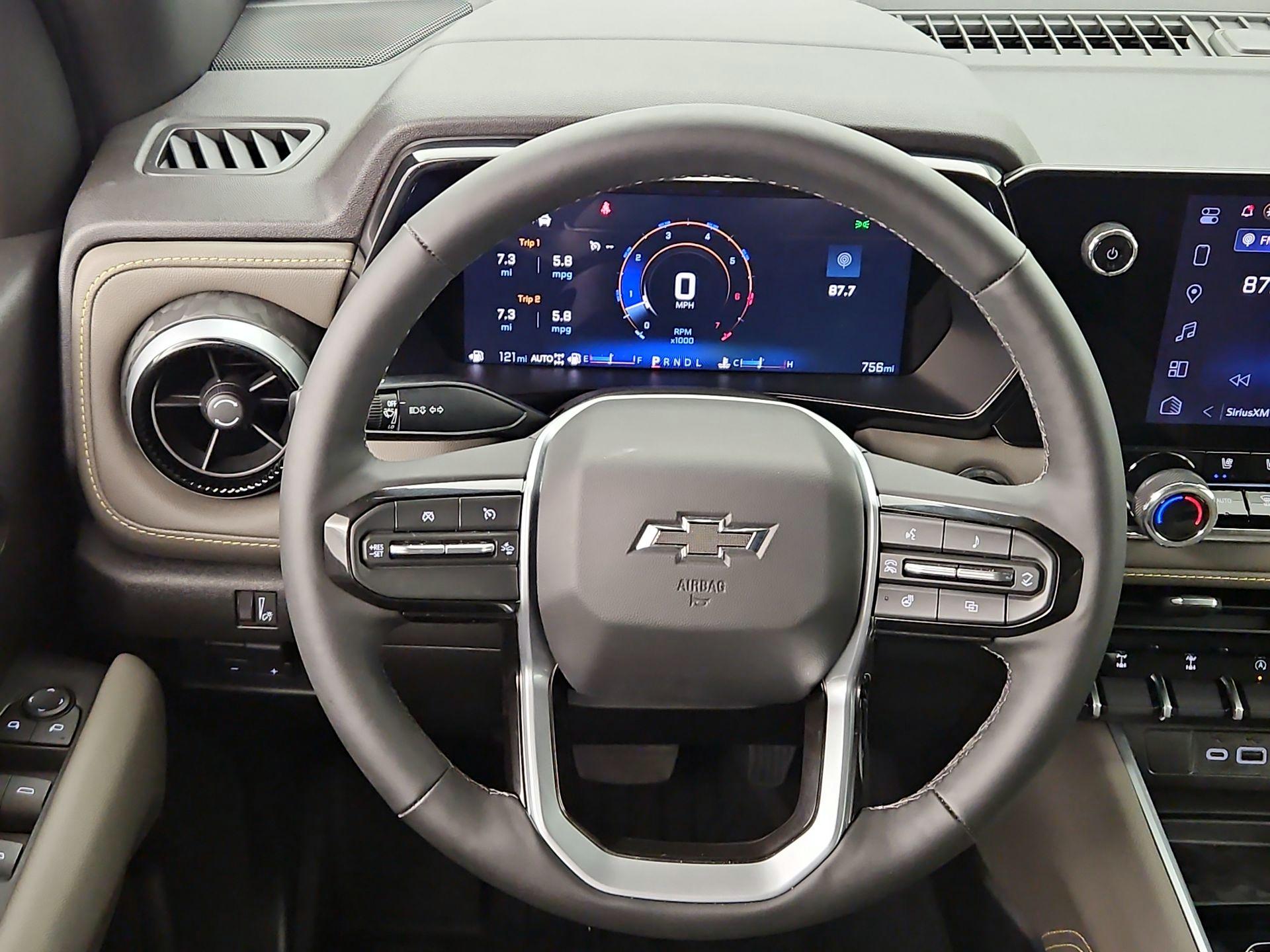 Thumbnail: 2026 Chevrolet Colorado - 10