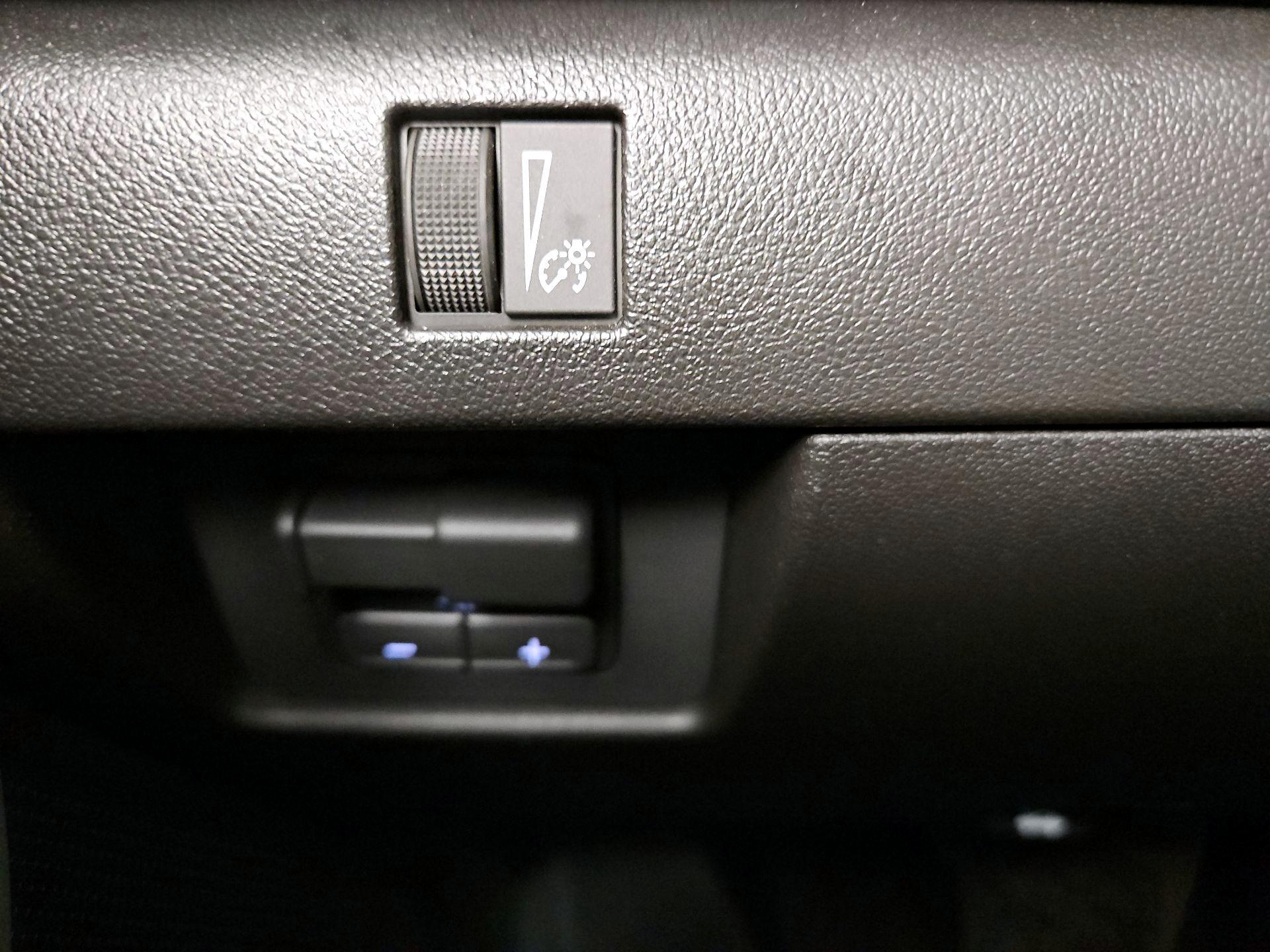 Thumbnail: 2026 Chevrolet Colorado - 13