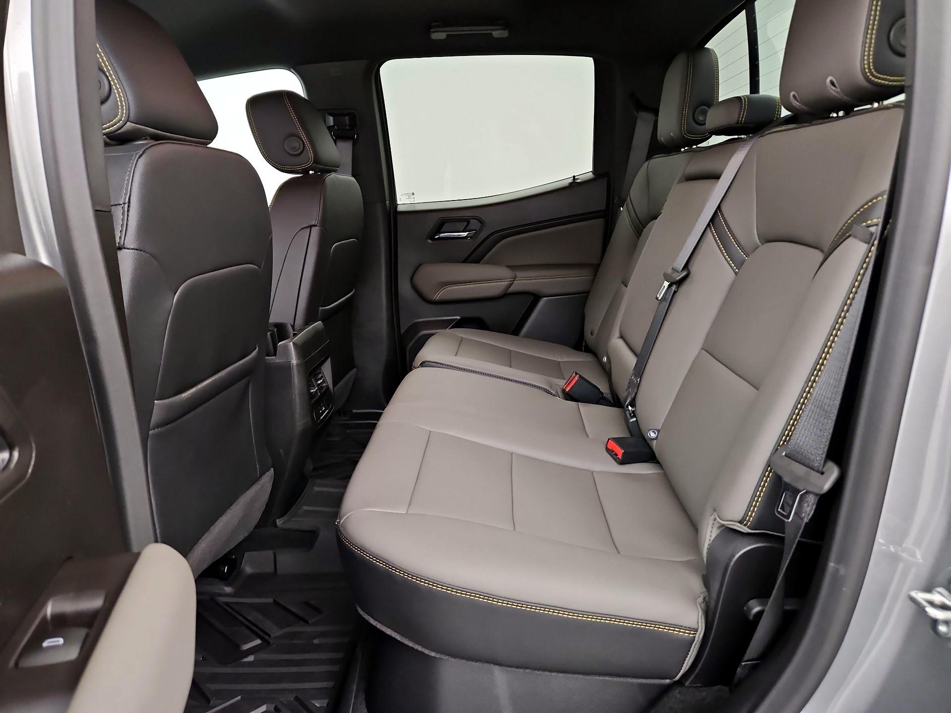 Thumbnail: 2026 Chevrolet Colorado - 19