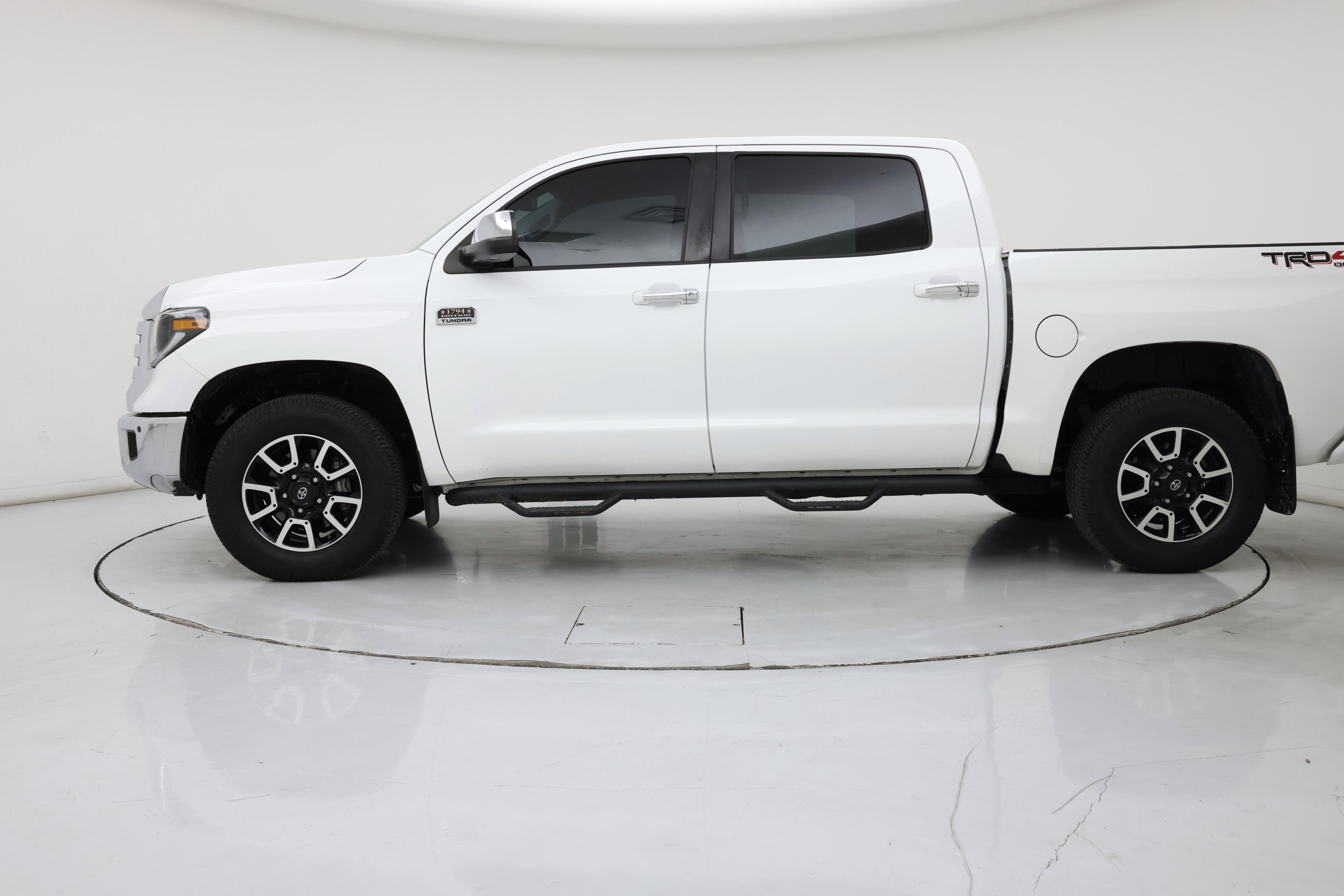 Thumbnail: 2020 Toyota Tundra - 3