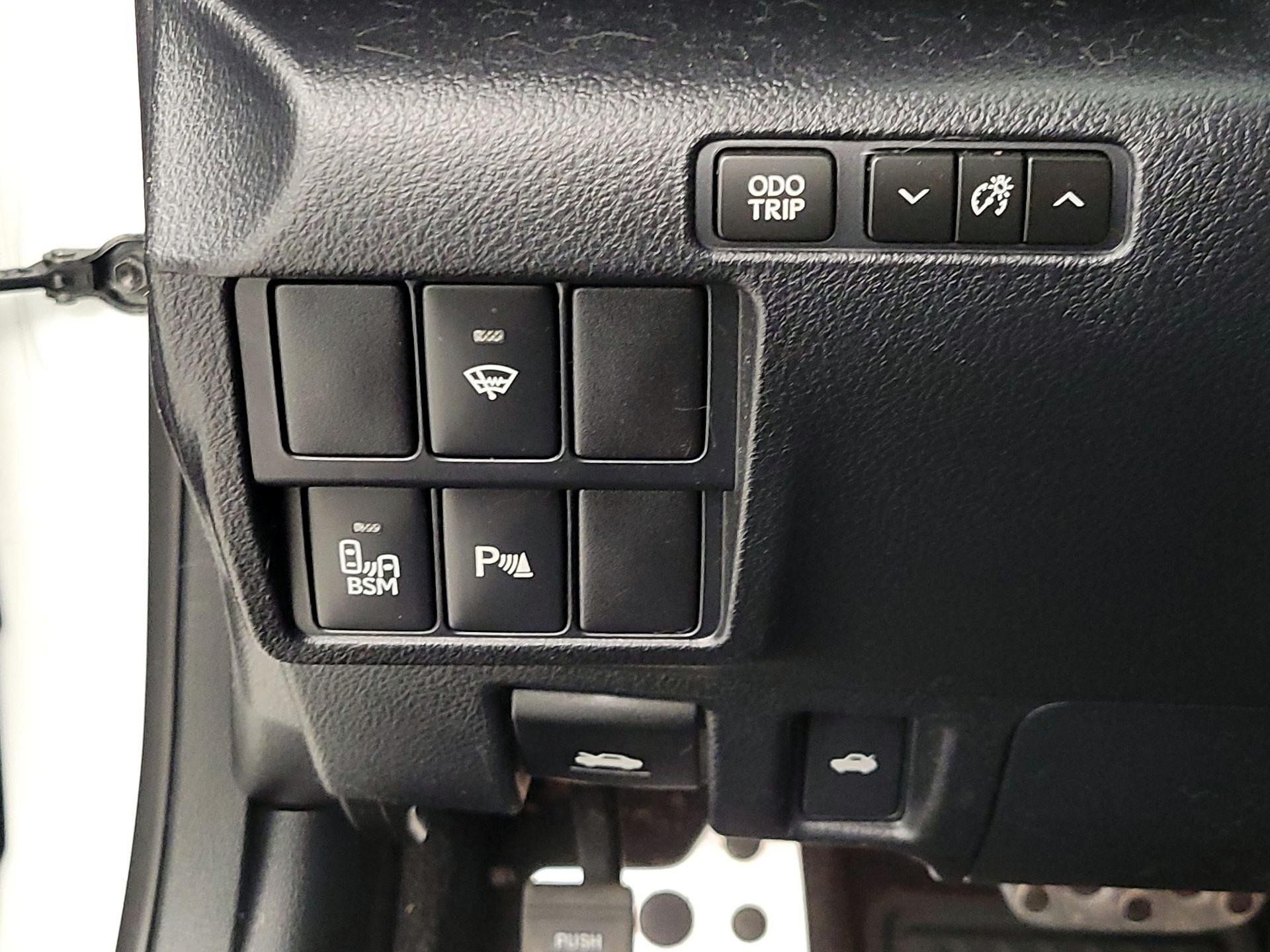 Thumbnail: 2015 Lexus RC - 13