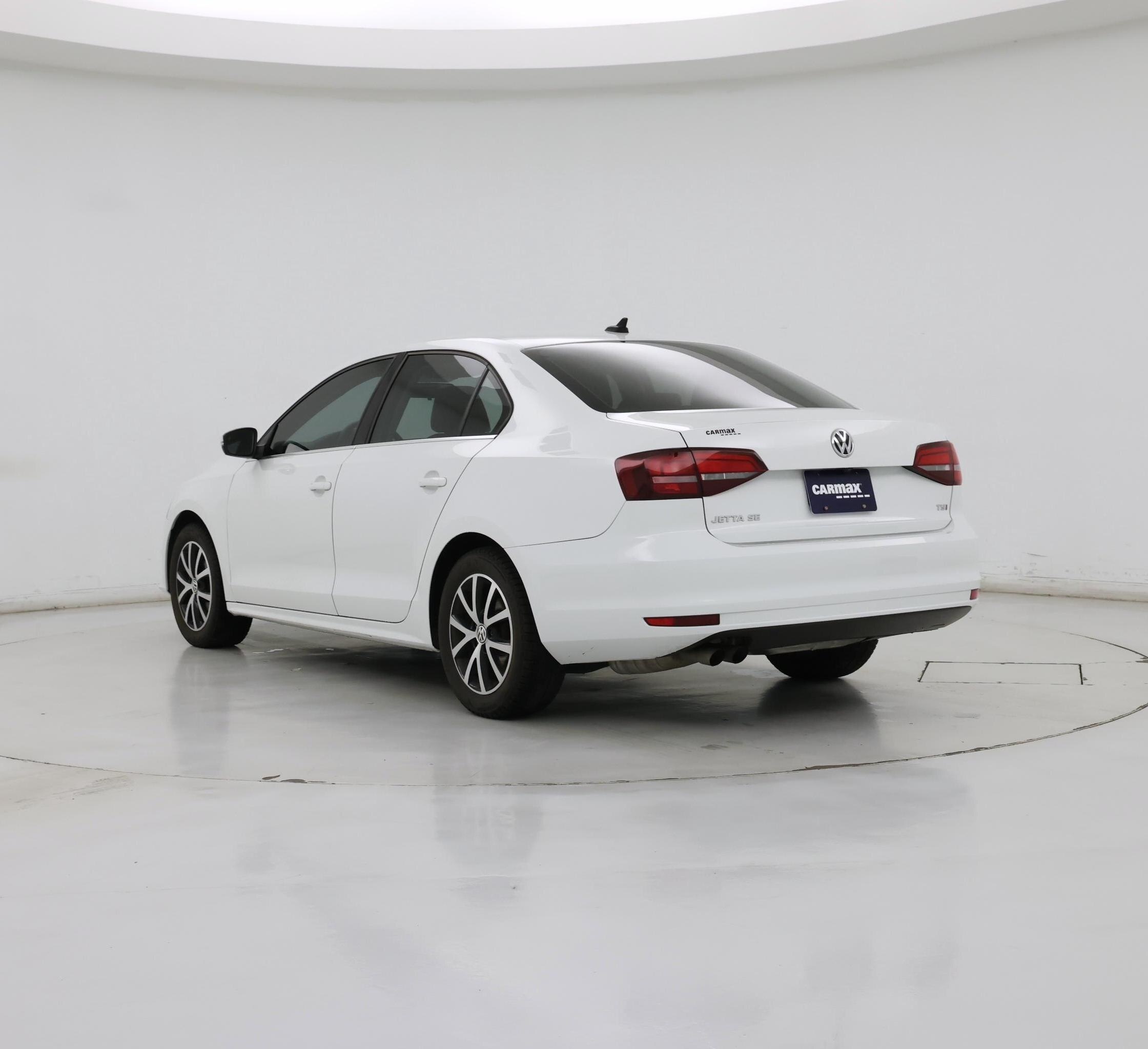 Thumbnail: 2017 Volkswagen Jetta - 2