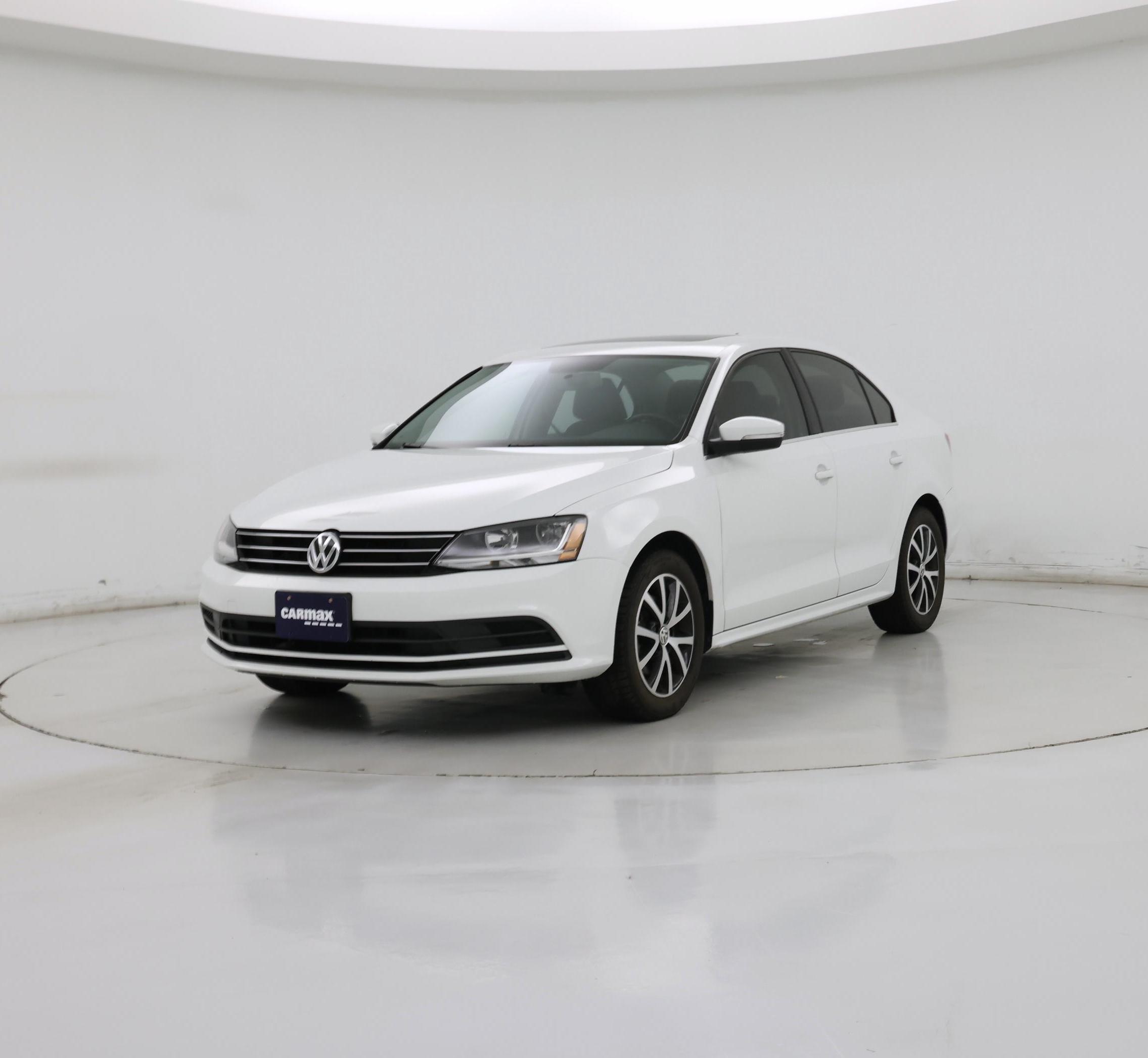 Thumbnail: 2017 Volkswagen Jetta - 4