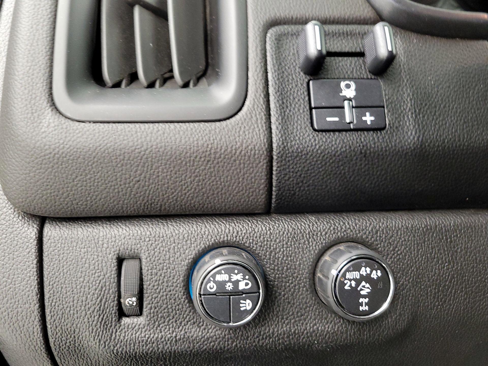 Thumbnail: 2018 Chevrolet Colorado - 13