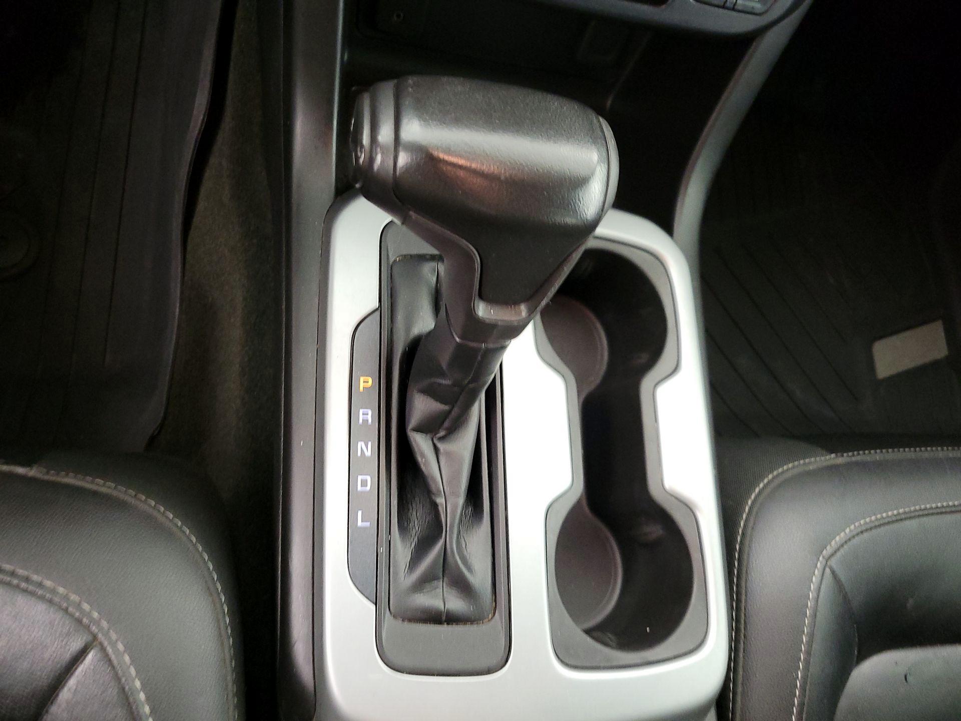 Thumbnail: 2018 Chevrolet Colorado - 17