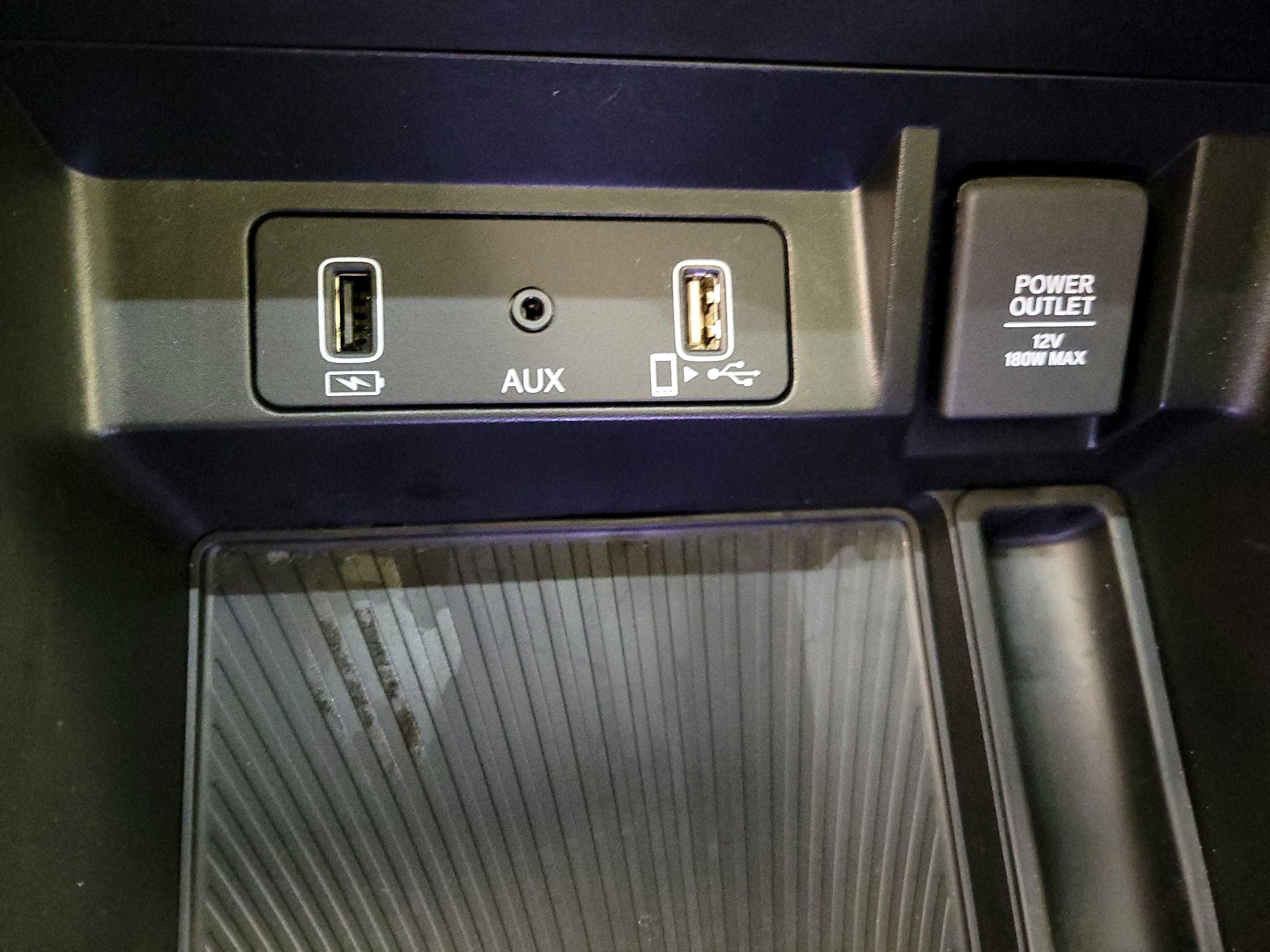 Thumbnail: 2022 Acura TLX - 19