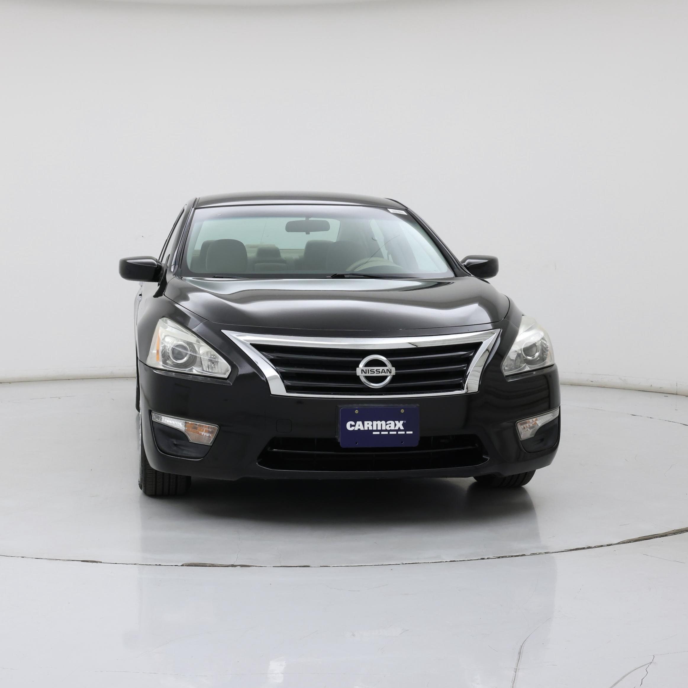 Thumbnail: 2015 Nissan Altima - 5