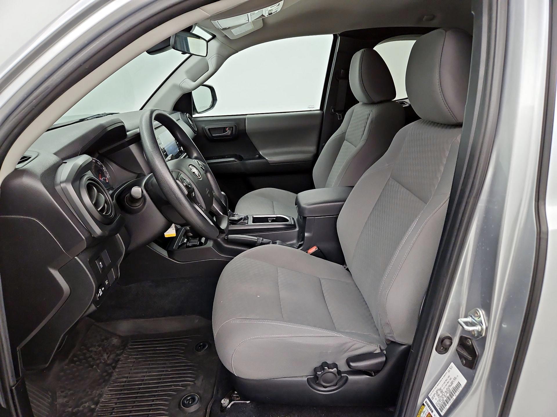 Thumbnail: 2022 Toyota Tacoma - 11