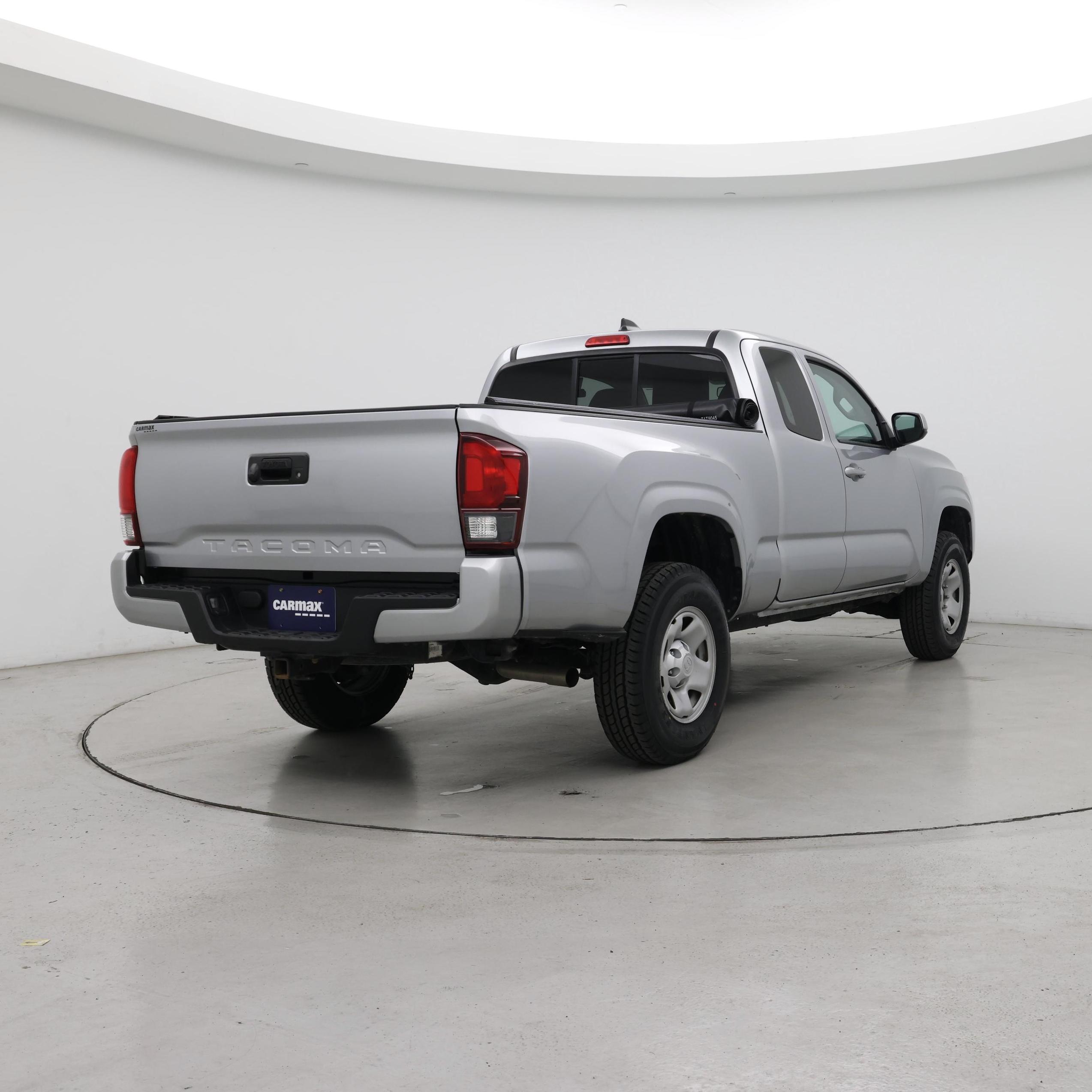 Thumbnail: 2022 Toyota Tacoma - 8