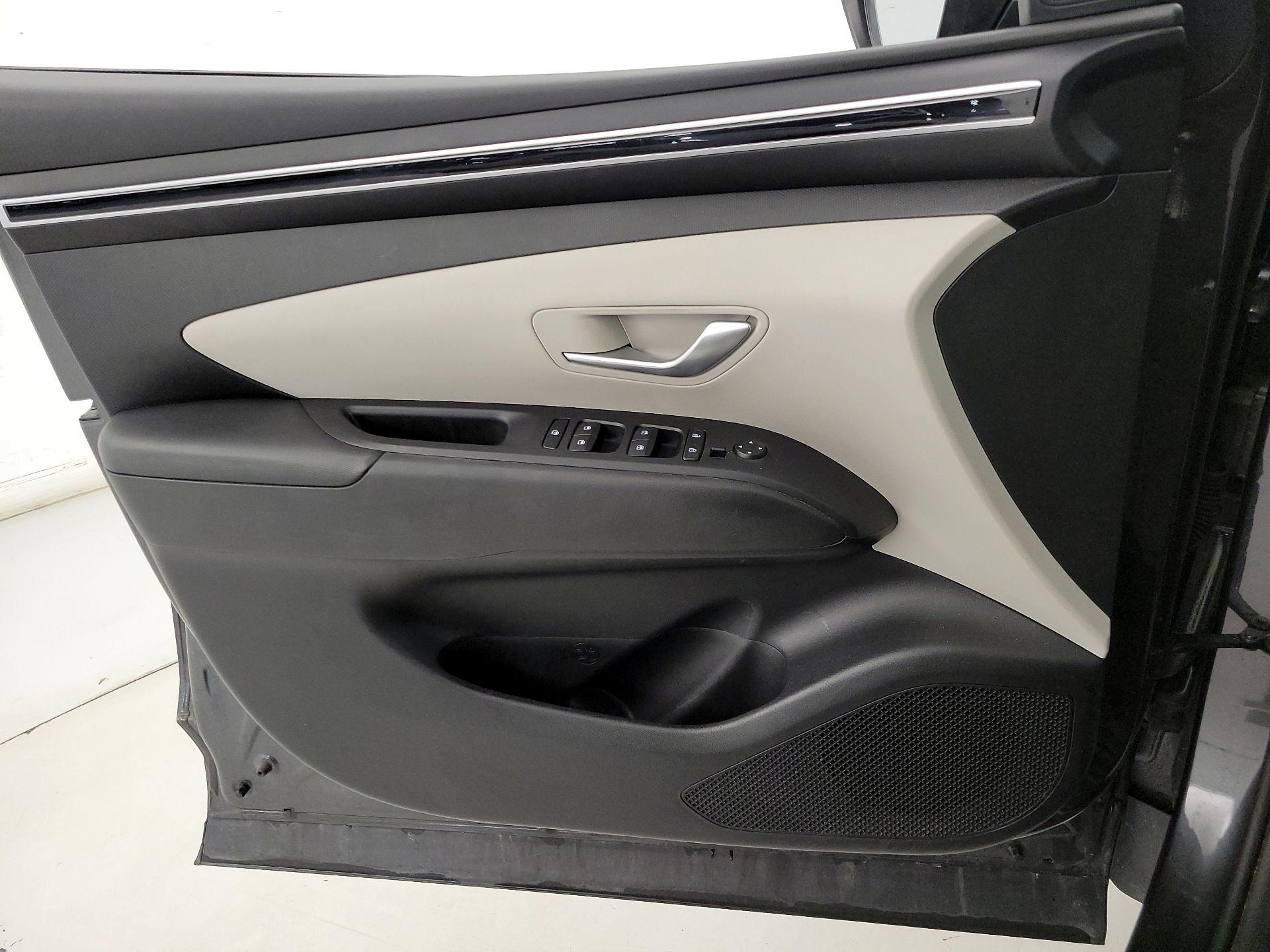 Thumbnail: 2022 Hyundai Tucson - 12