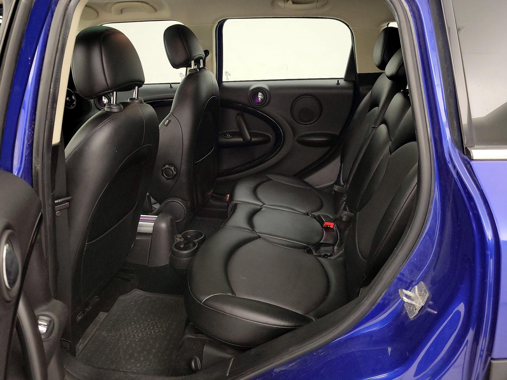 Thumbnail: 2016 MINI Cooper Countryman - 18