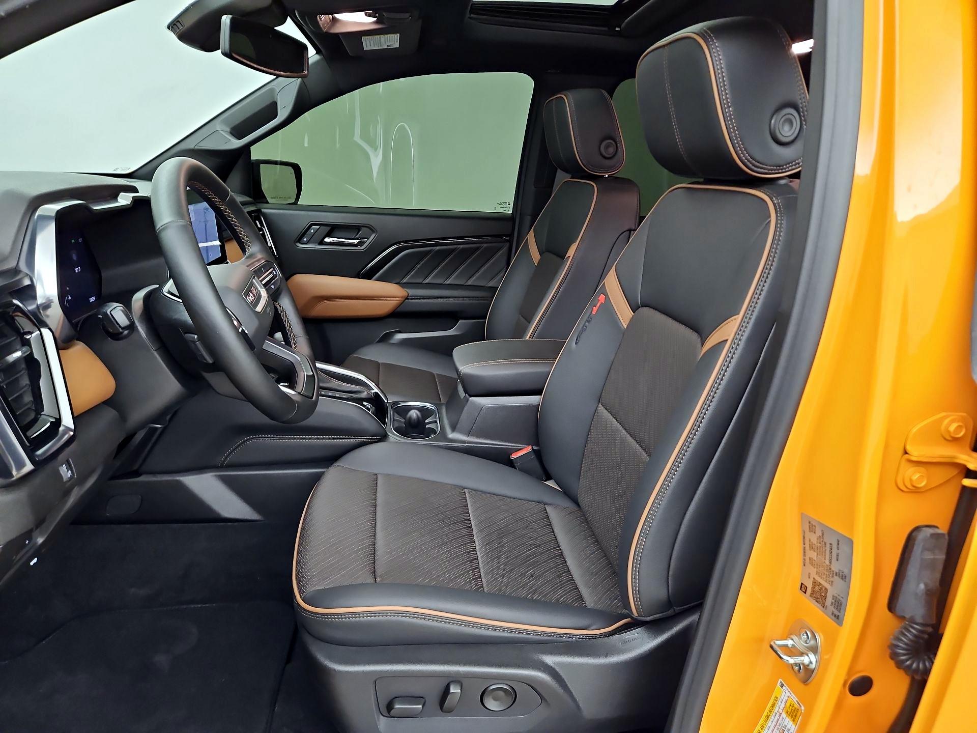 Thumbnail: 2025 GMC Canyon - 11