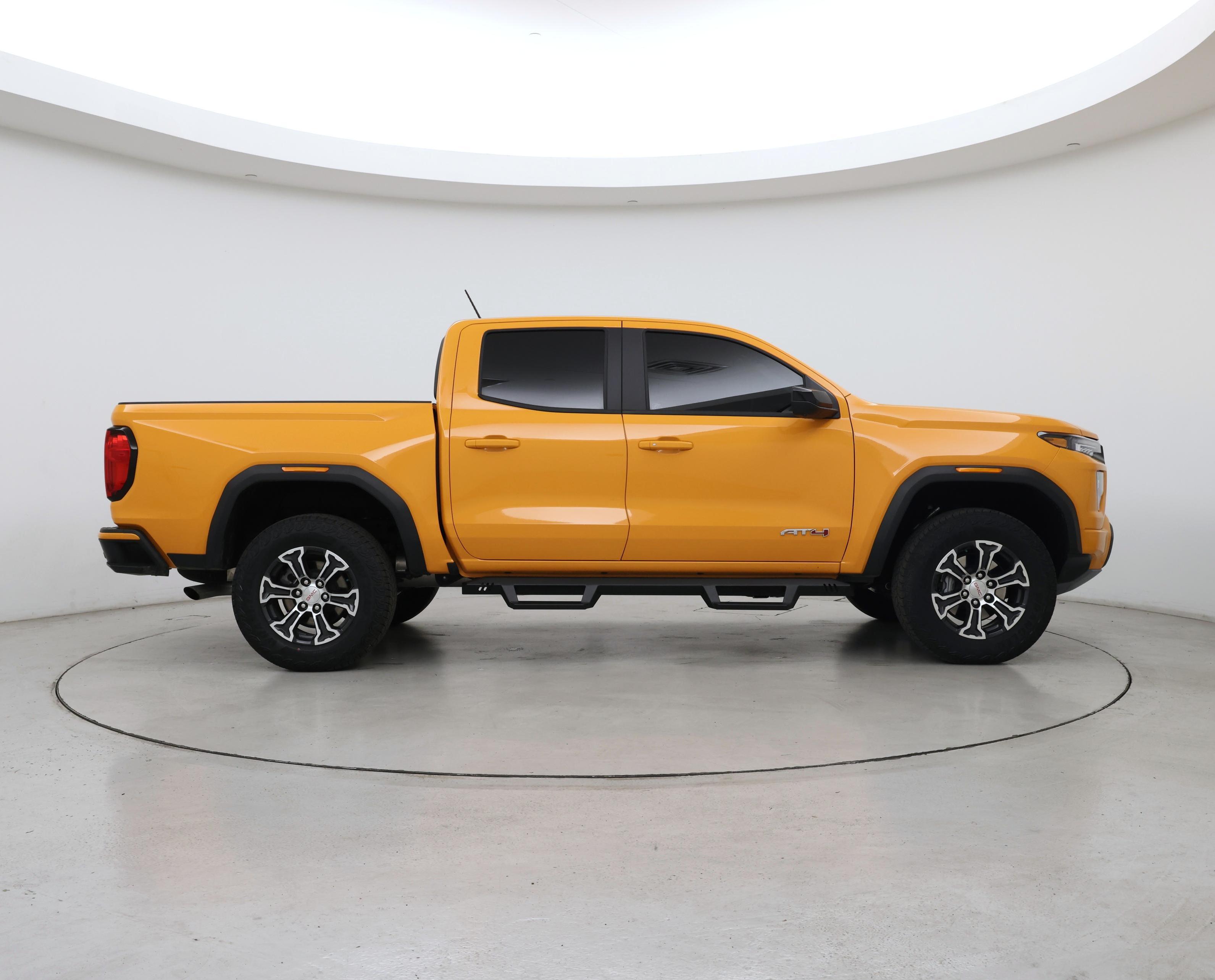 Thumbnail: 2025 GMC Canyon - 7