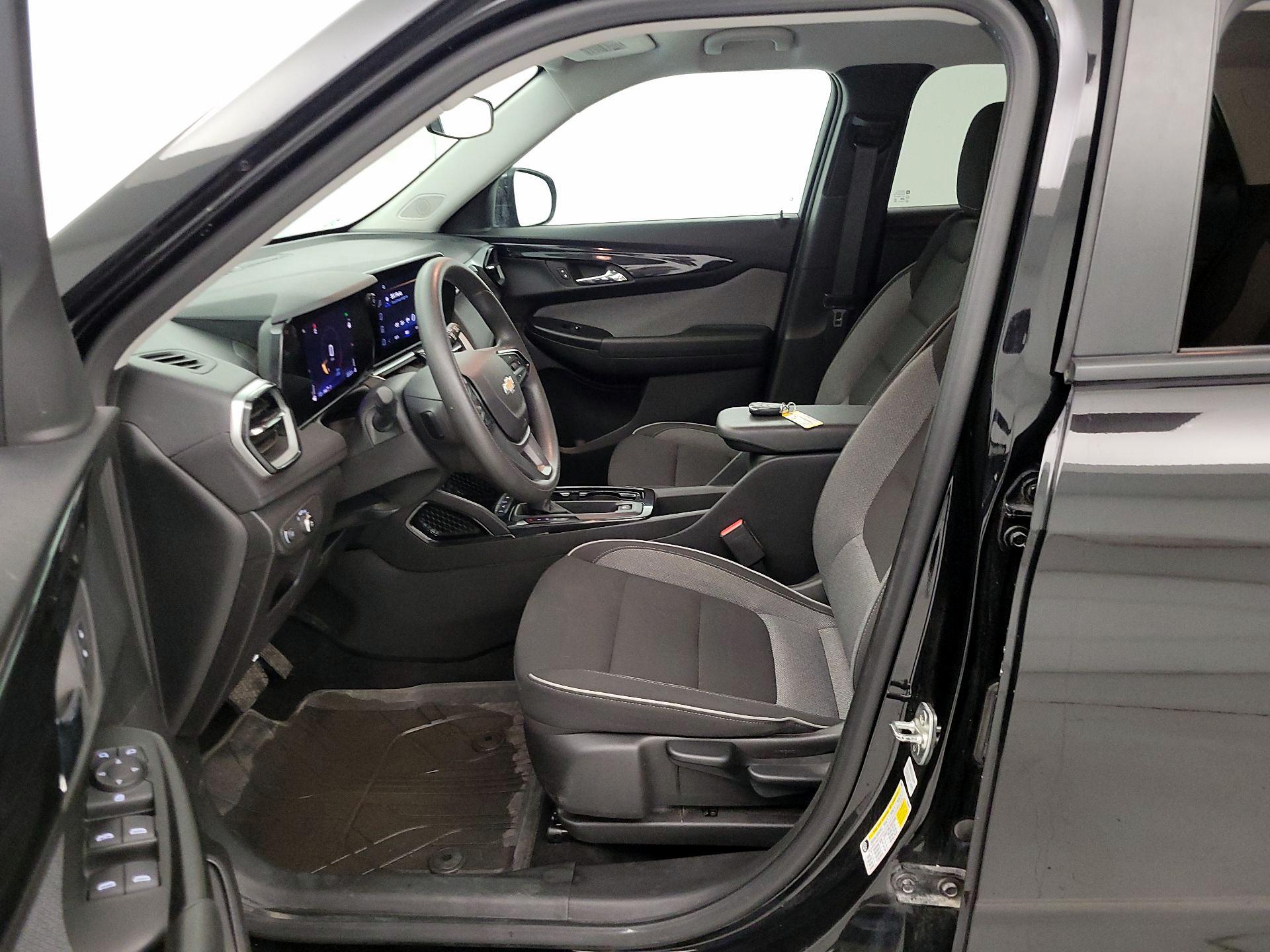 Thumbnail: 2024 Chevrolet TrailBlazer - 11