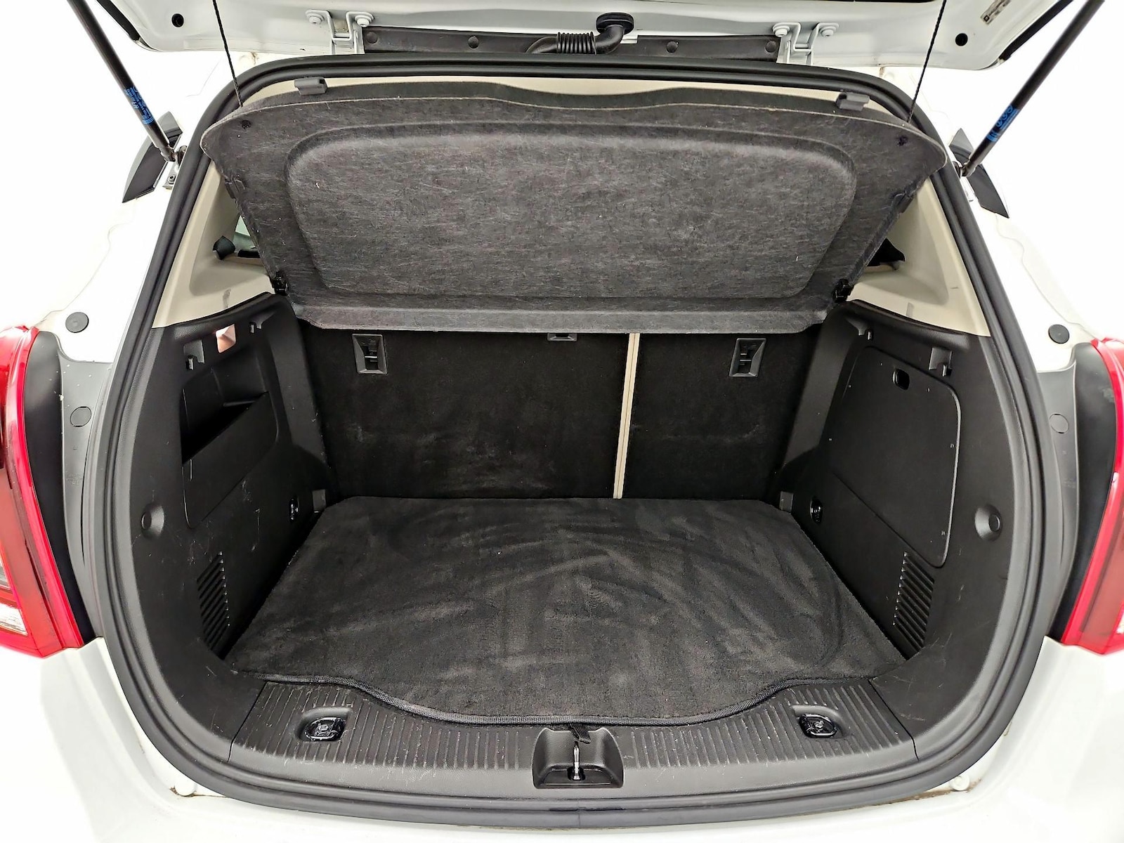 2019 Buick Encore Essence - Photo 22