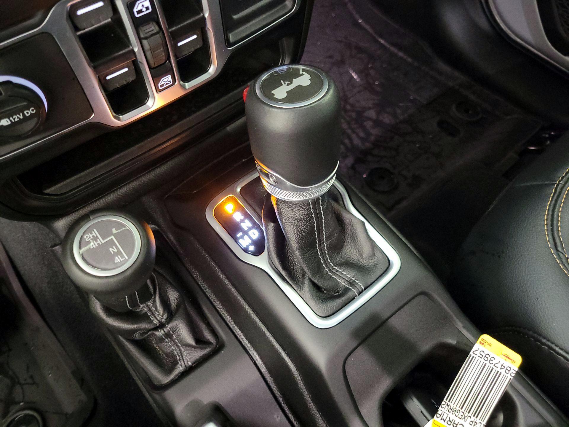 Thumbnail: 2024 Jeep Wrangler - 18