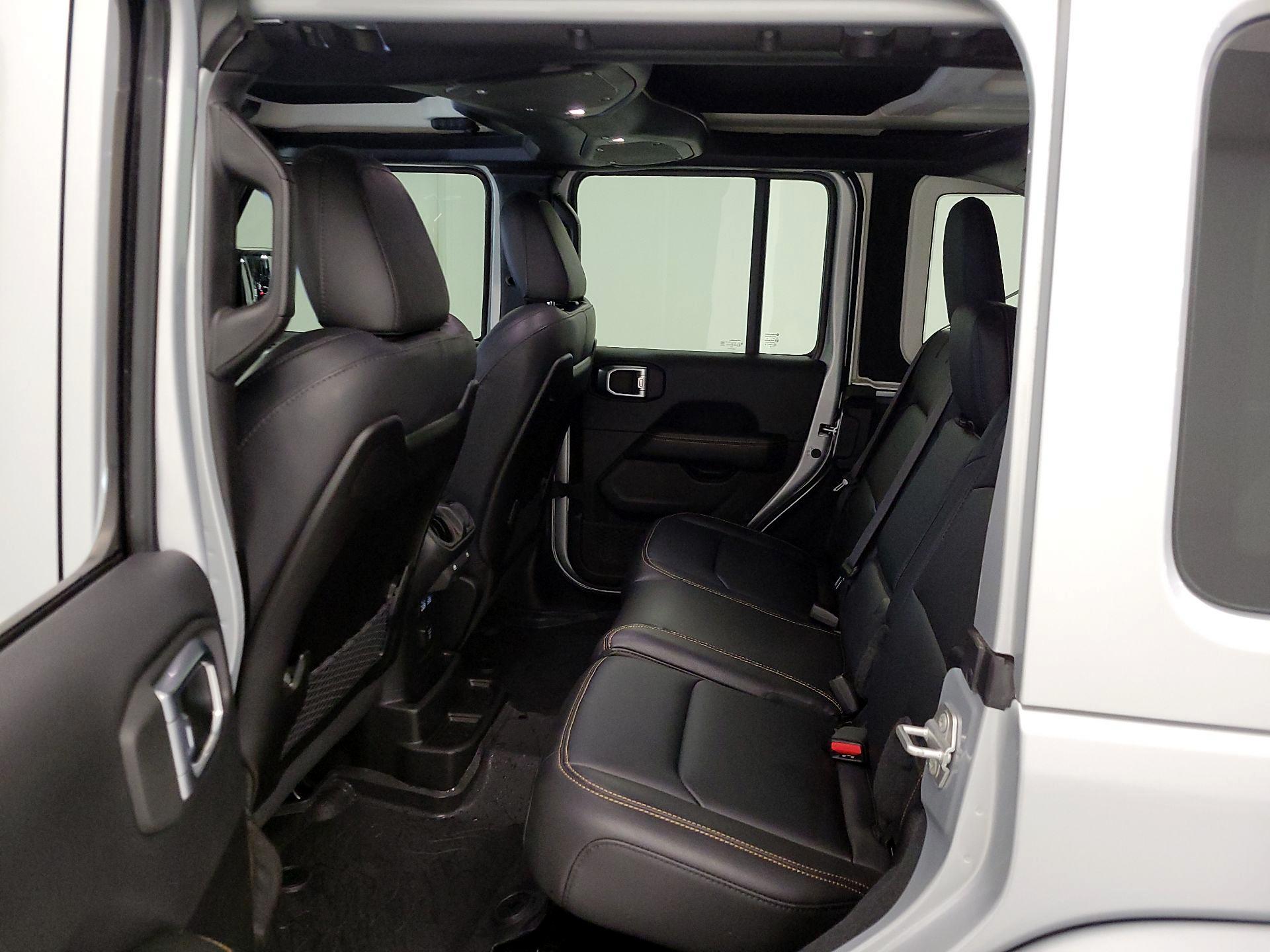 Thumbnail: 2024 Jeep Wrangler - 20