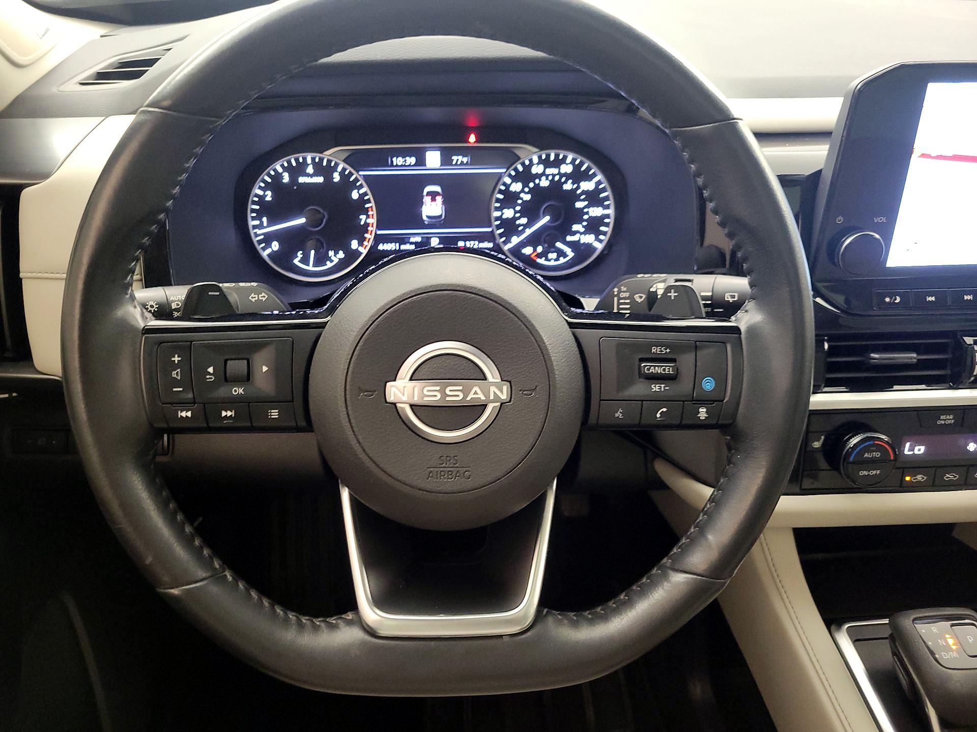 Thumbnail: 2023 Nissan Pathfinder - 10