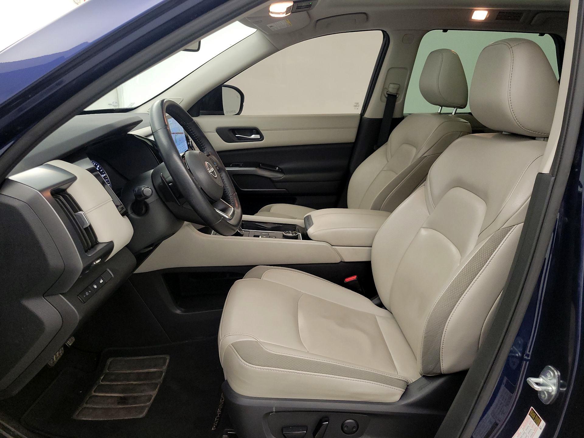 Thumbnail: 2023 Nissan Pathfinder - 11