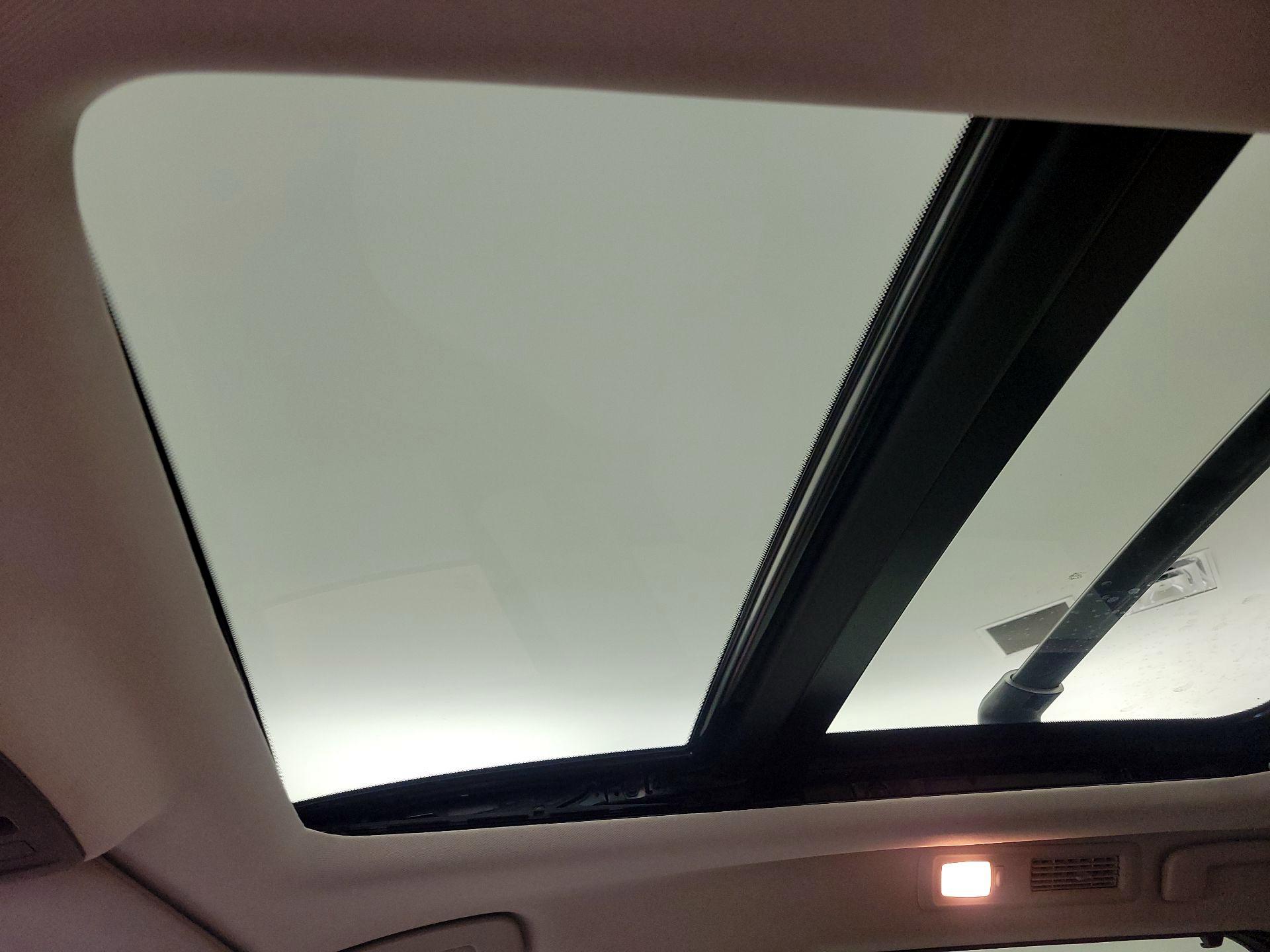 Thumbnail: 2023 Nissan Pathfinder - 20