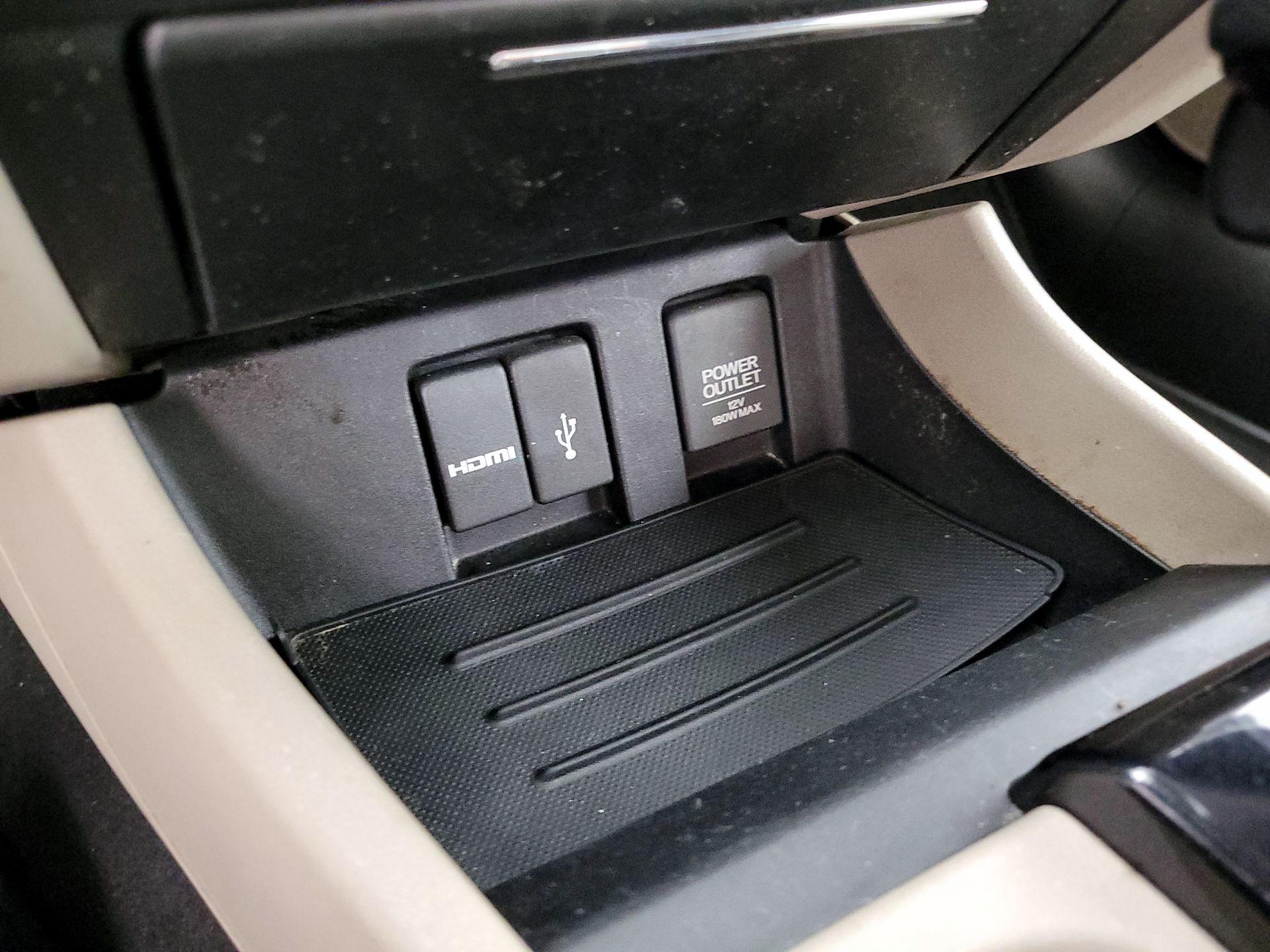 Thumbnail: 2015 Honda Civic - 18