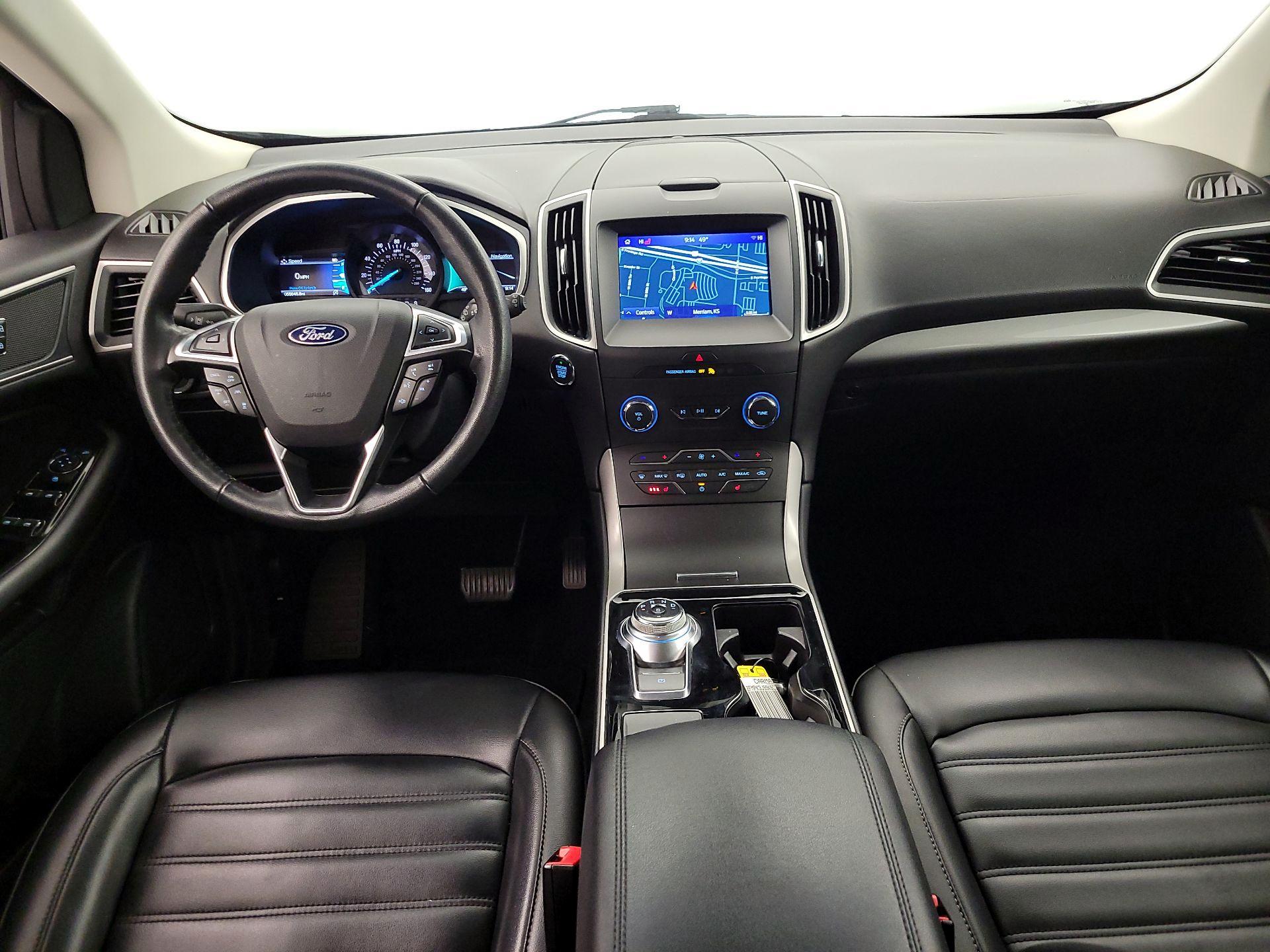 Thumbnail: 2019 Ford Edge - 9