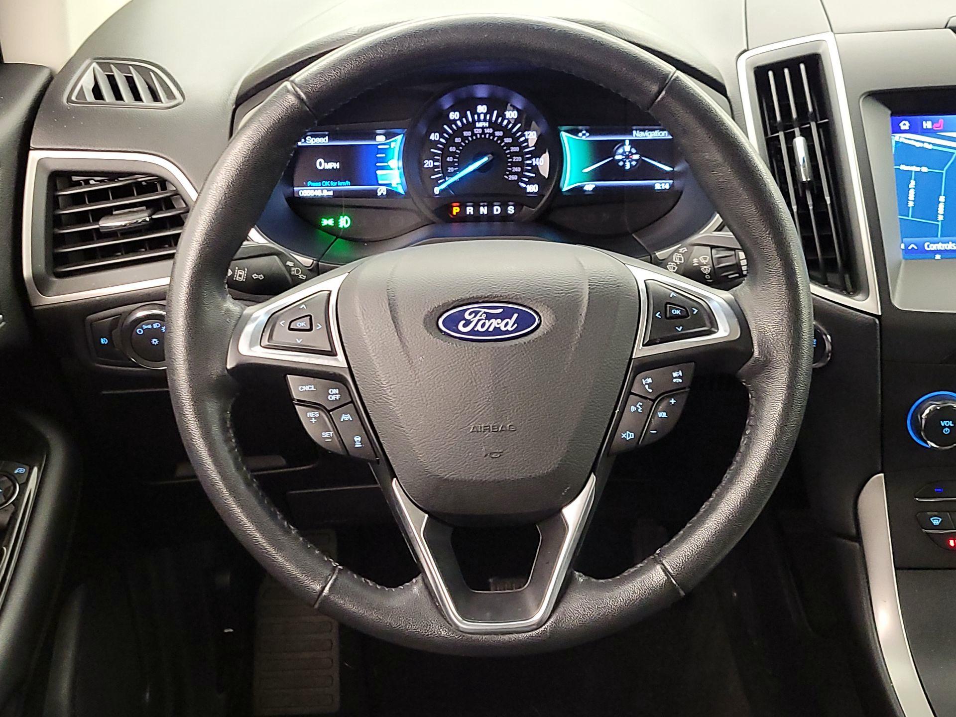 Thumbnail: 2019 Ford Edge - 10