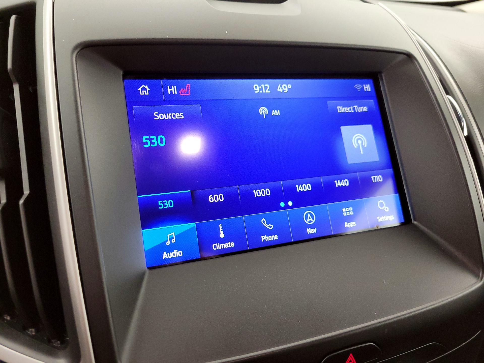 Thumbnail: 2019 Ford Edge - 16