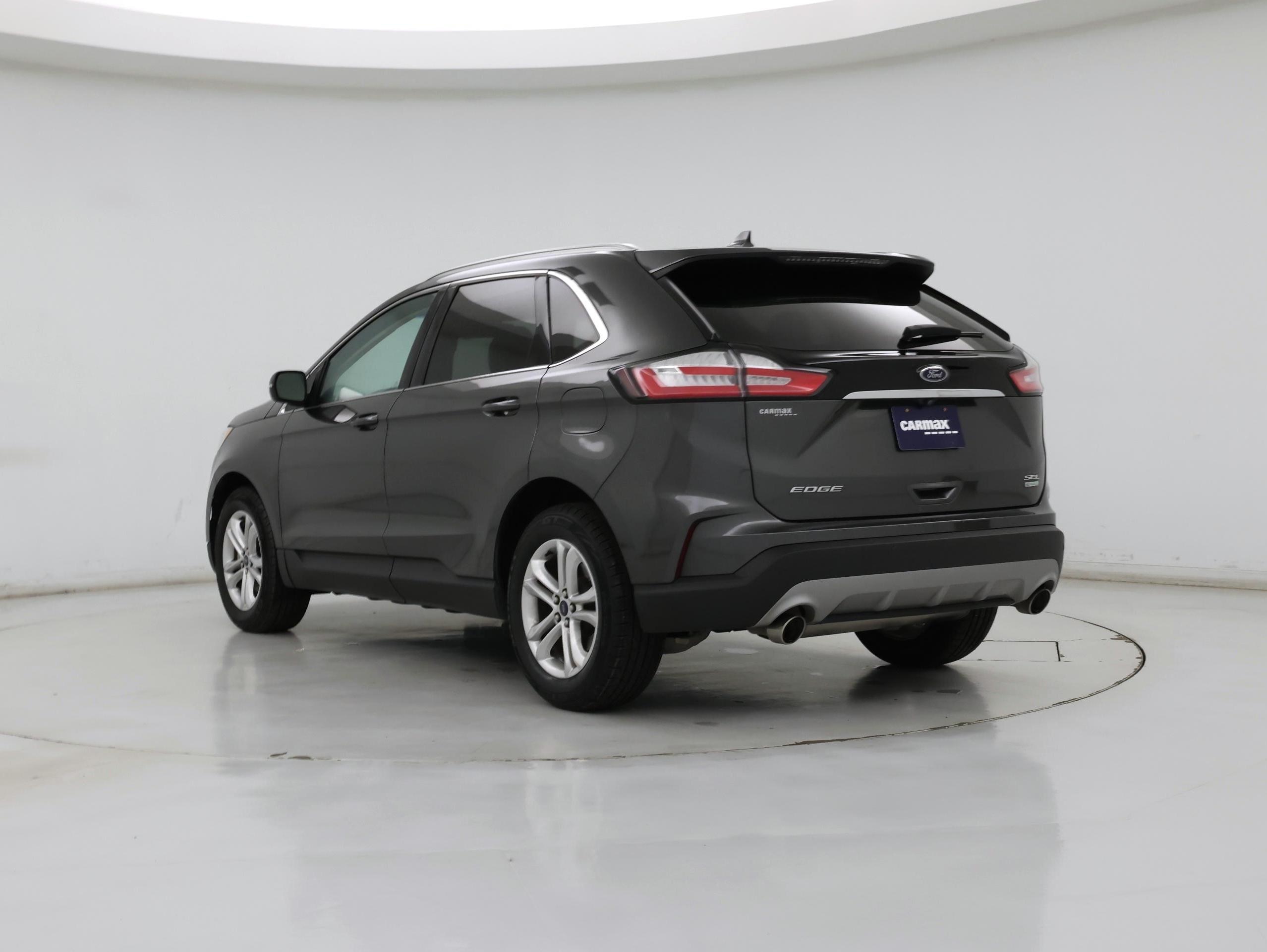 Thumbnail: 2019 Ford Edge - 2
