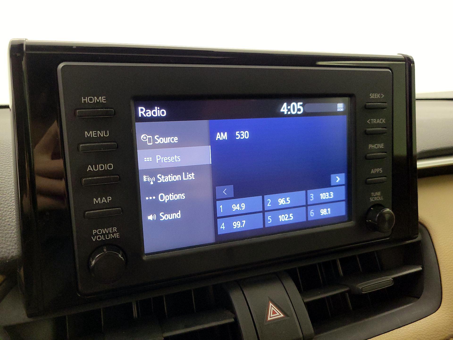 Thumbnail: 2019 Toyota RAV4 - 15