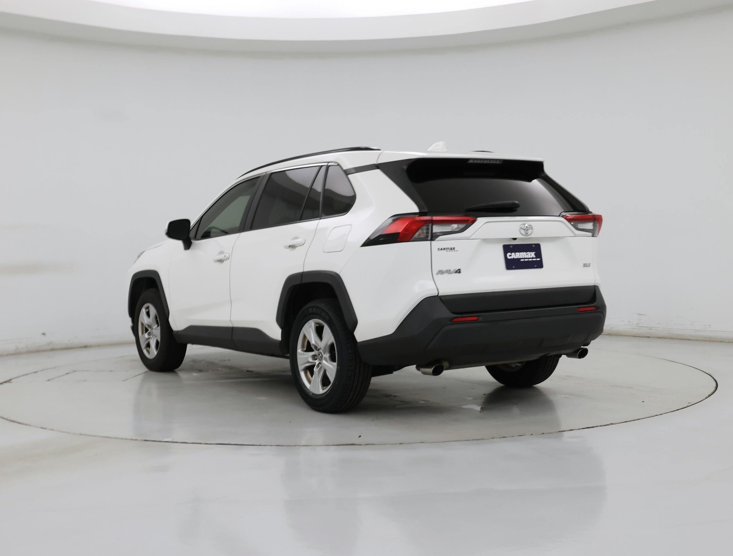 Thumbnail: 2019 Toyota RAV4 - 2