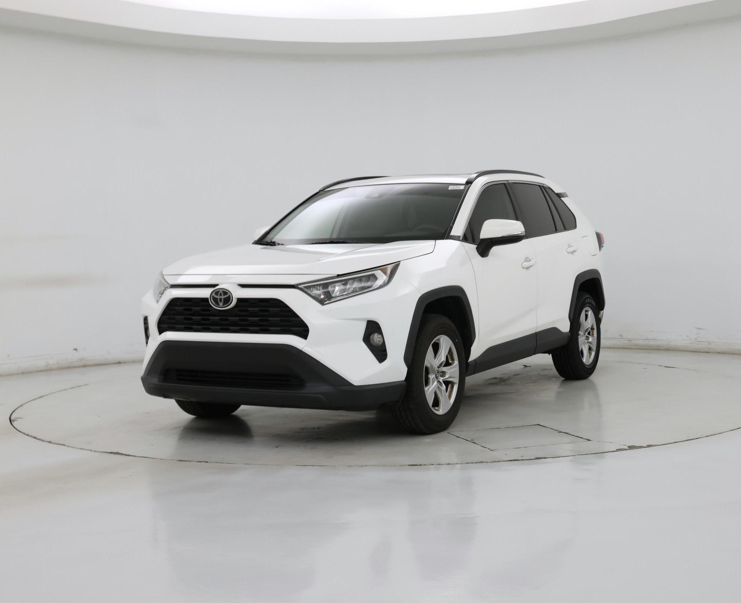 Thumbnail: 2019 Toyota RAV4 - 4