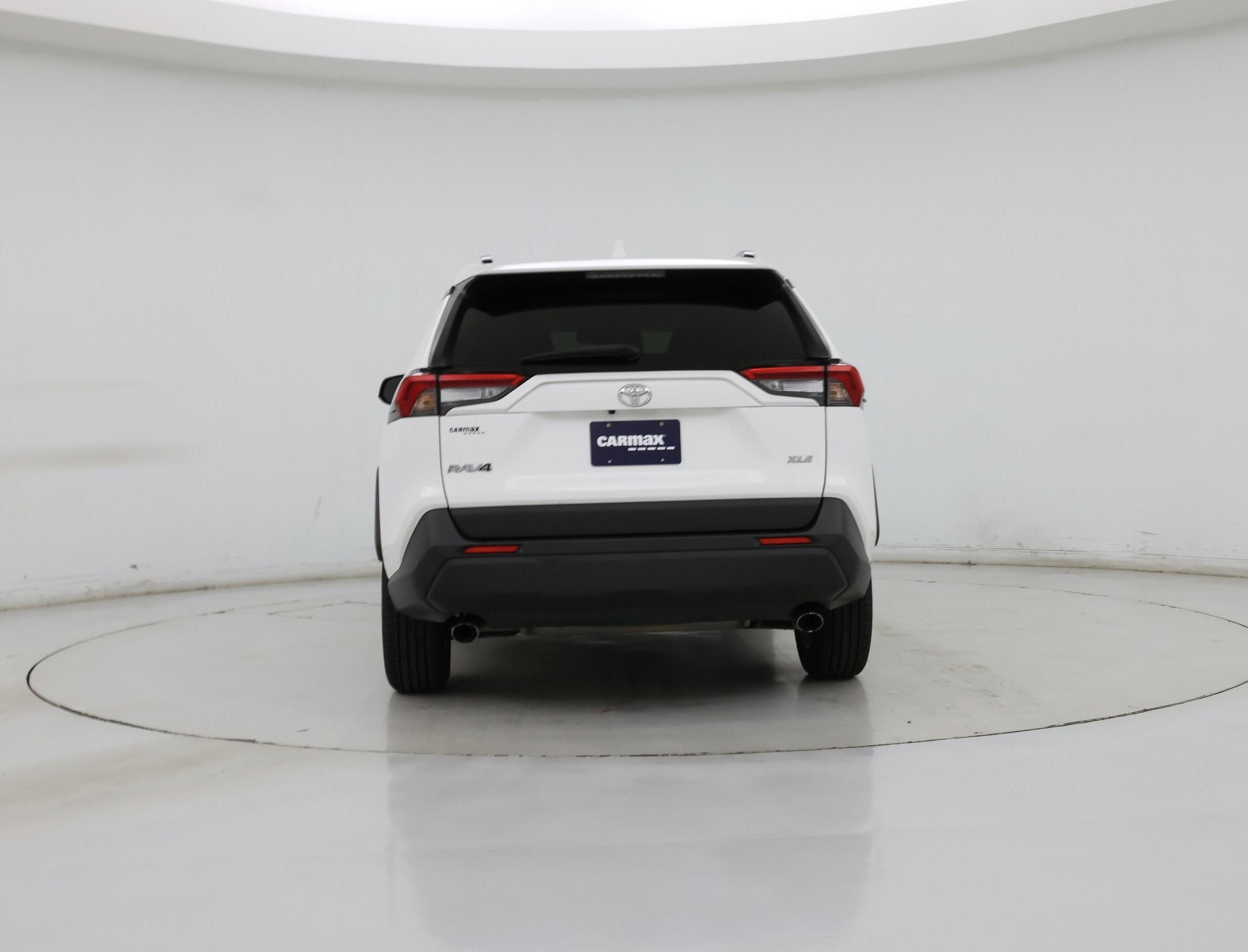 Thumbnail: 2019 Toyota RAV4 - 6