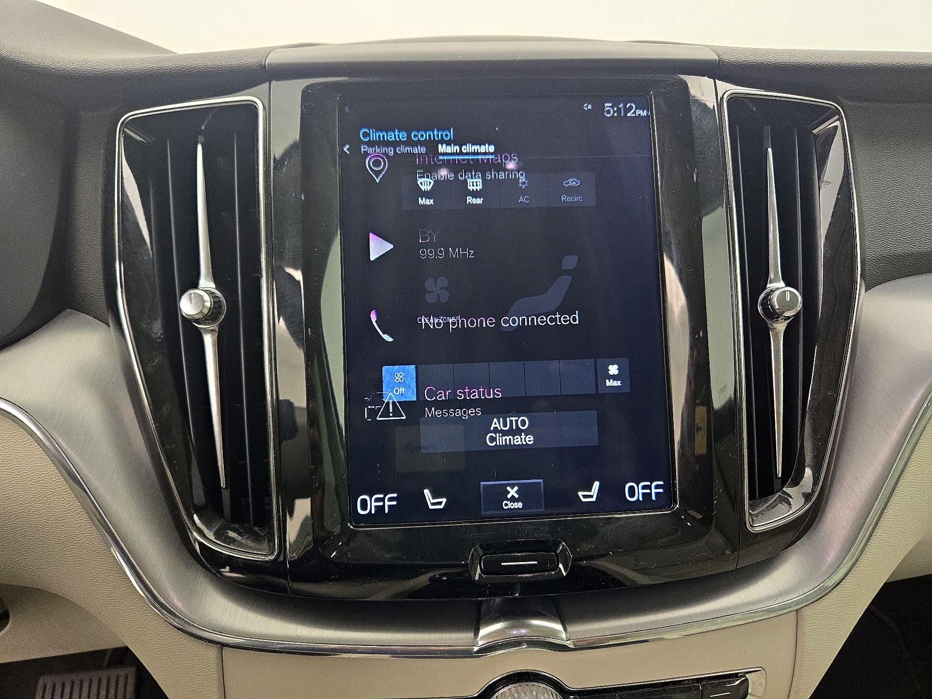 Thumbnail: 2019 Volvo XC60 - 16