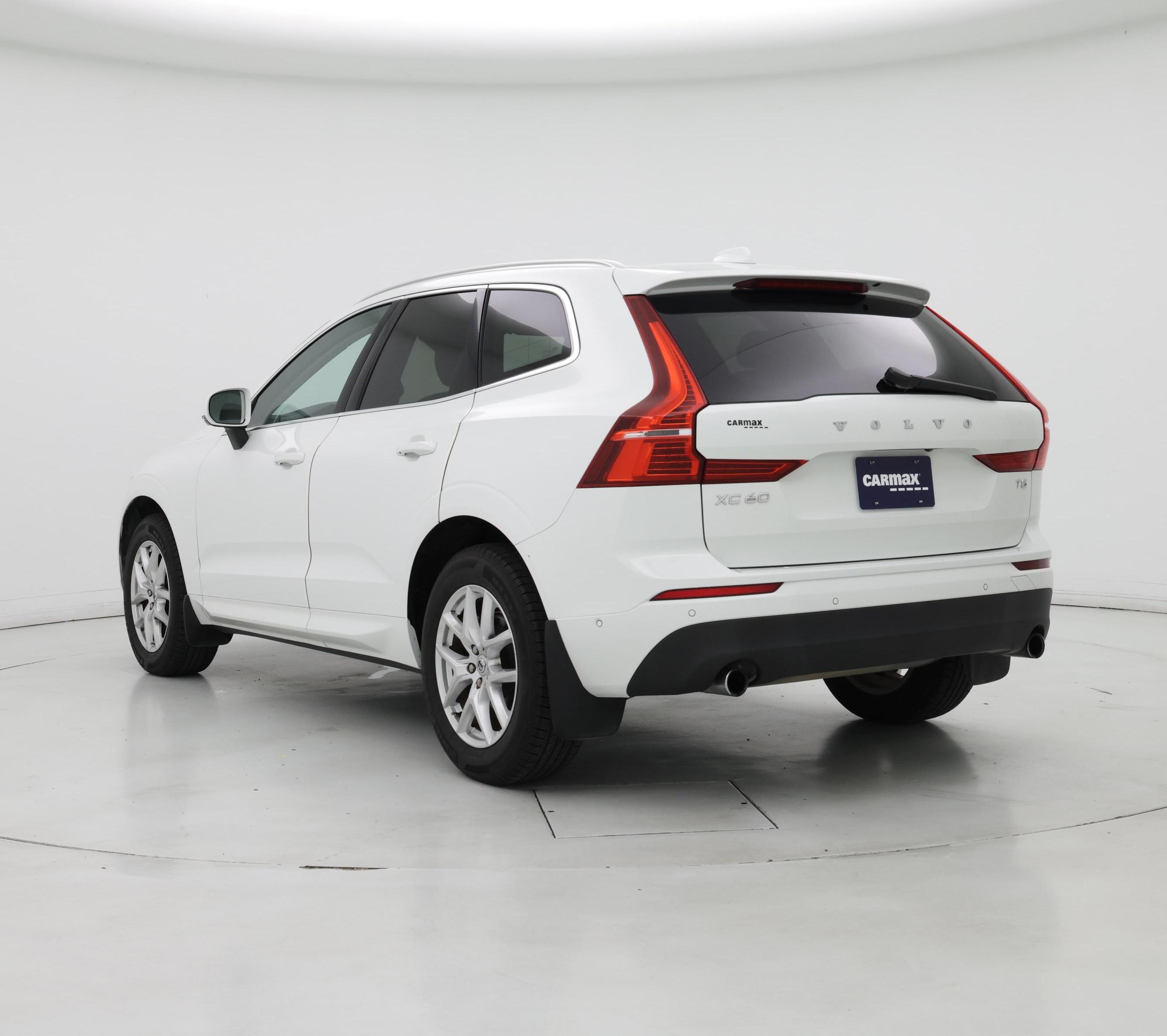 Thumbnail: 2019 Volvo XC60 - 2