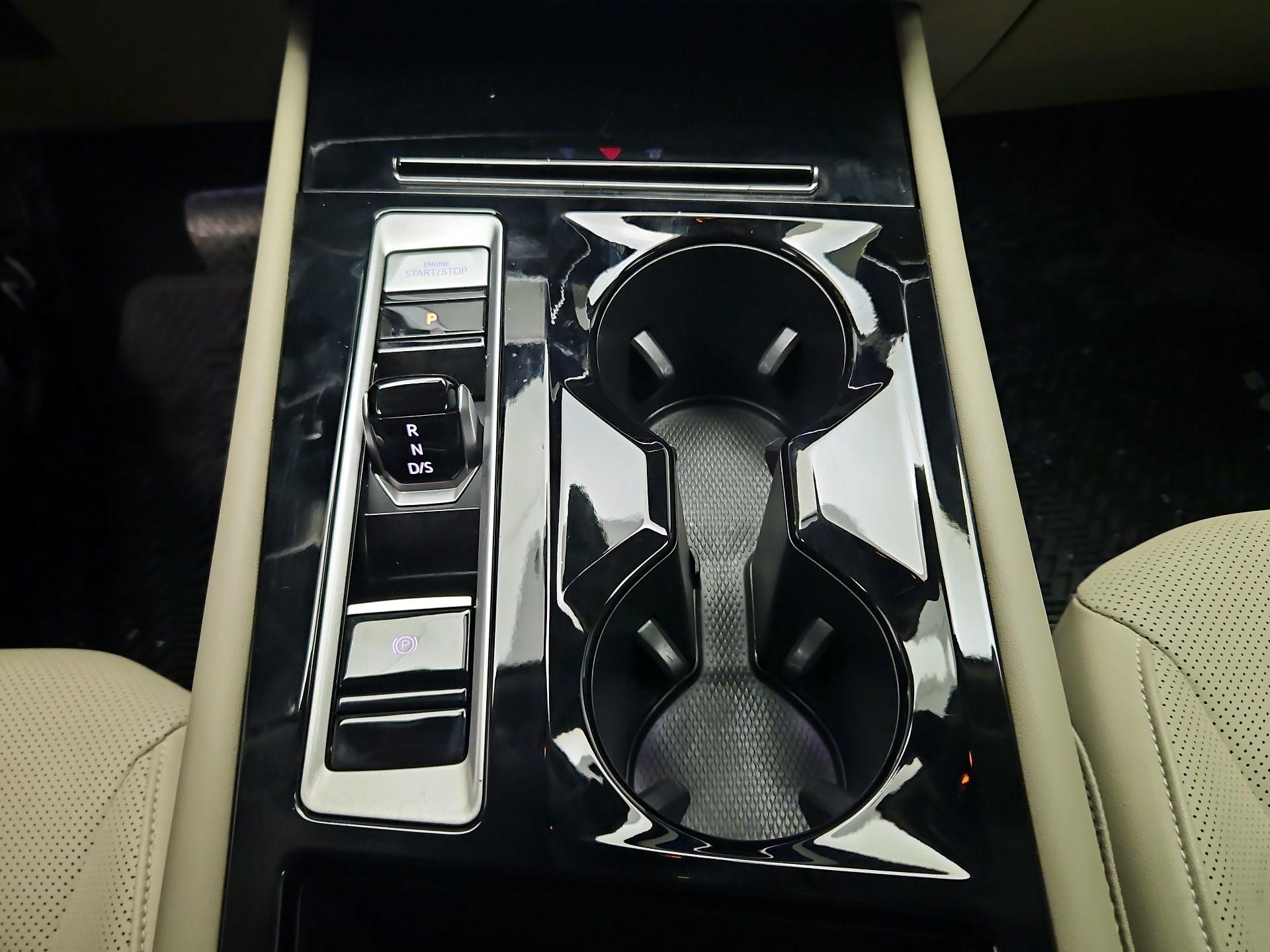 Thumbnail: 2024 Volkswagen Atlas - 17