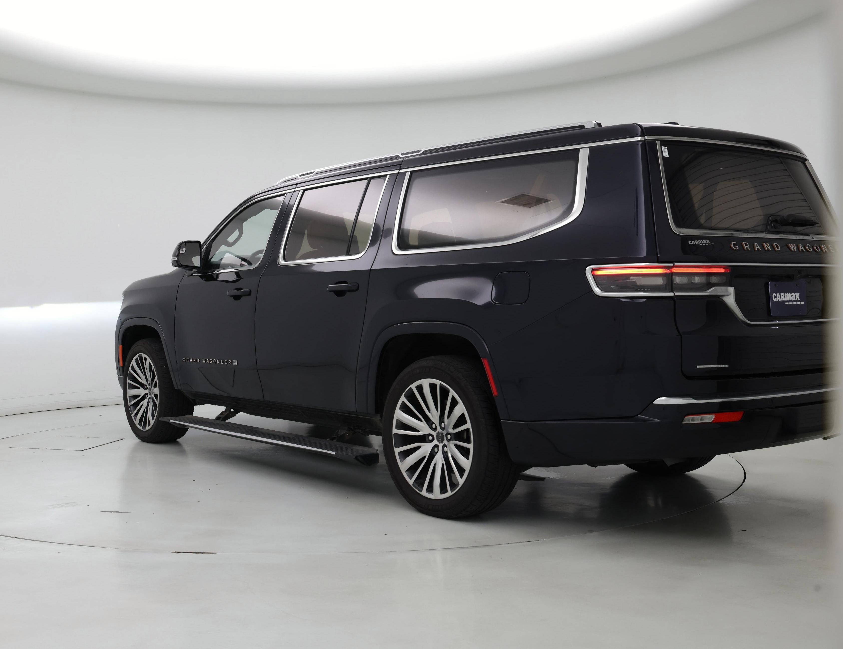 Thumbnail: 2023 Jeep Grand Wagoneer L - 2