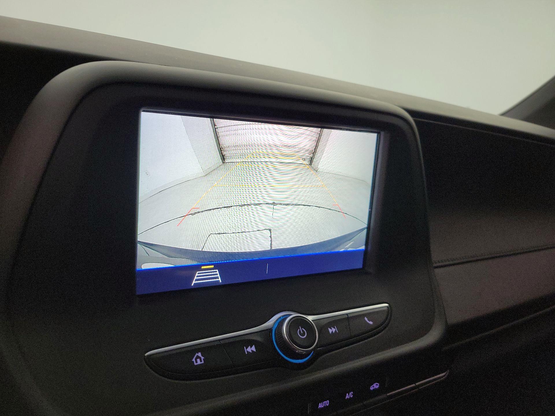 Thumbnail: 2019 Chevrolet Camaro - 13